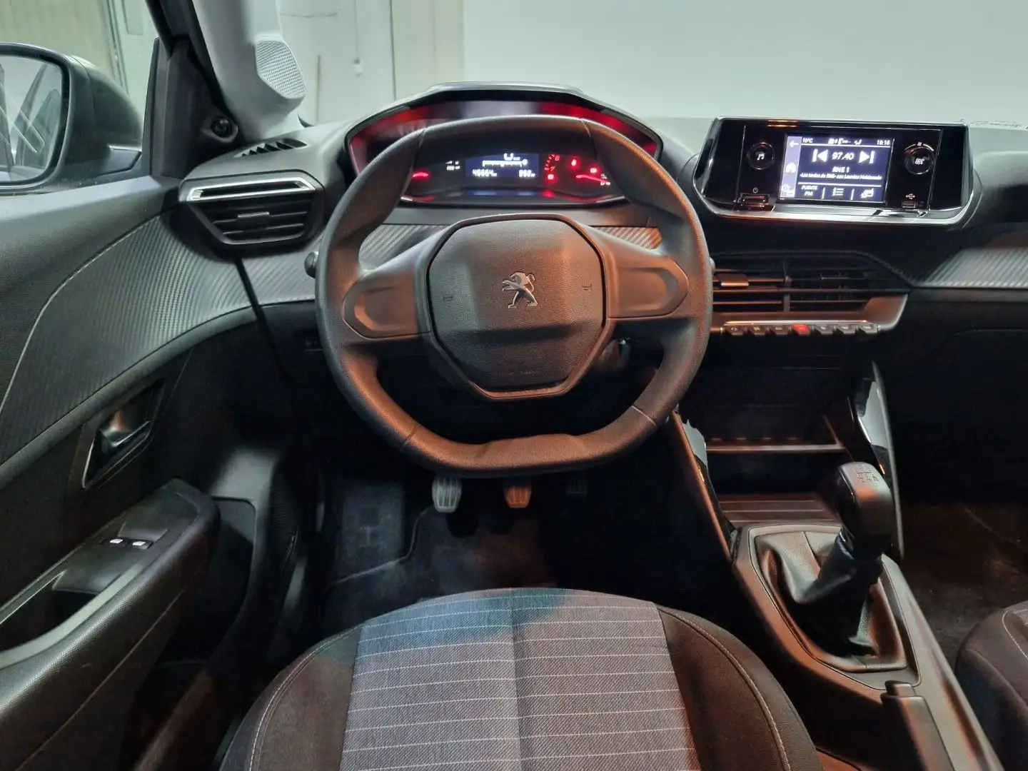 Peugeot 208 1.2 Puretech S&S Active 75 Gris - 2