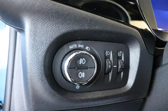 Opel Corsa view 7