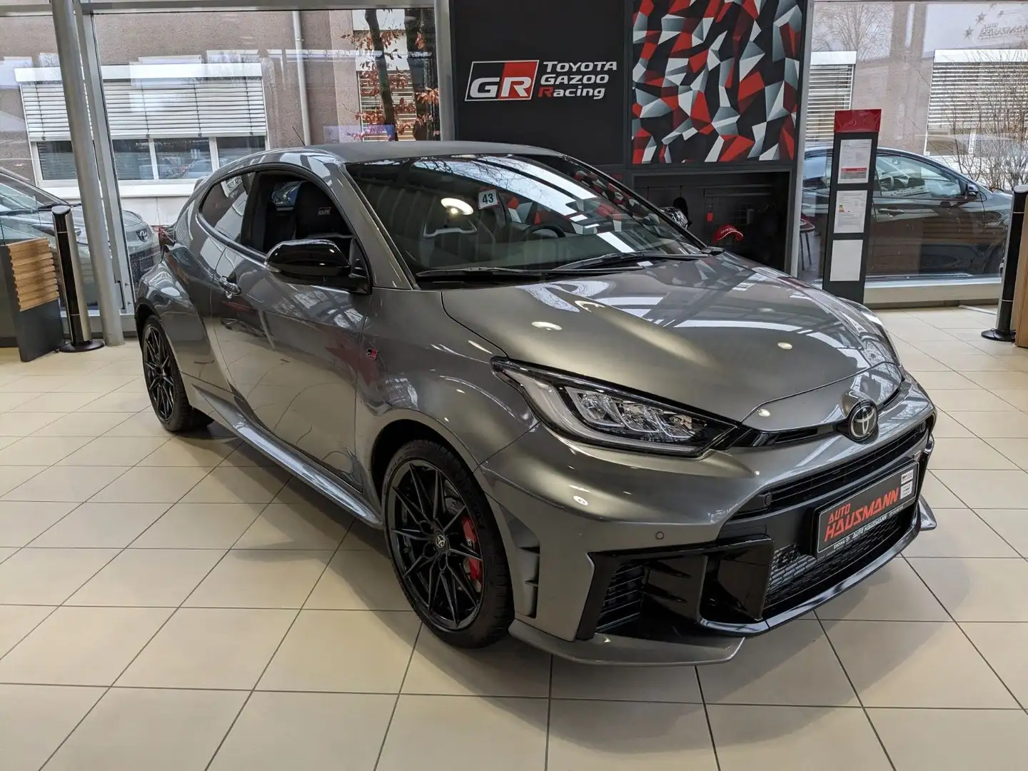 Toyota Yaris GR Yaris 1.6-l-Turbo Conventience-P. Schmiedef. Argent - 2