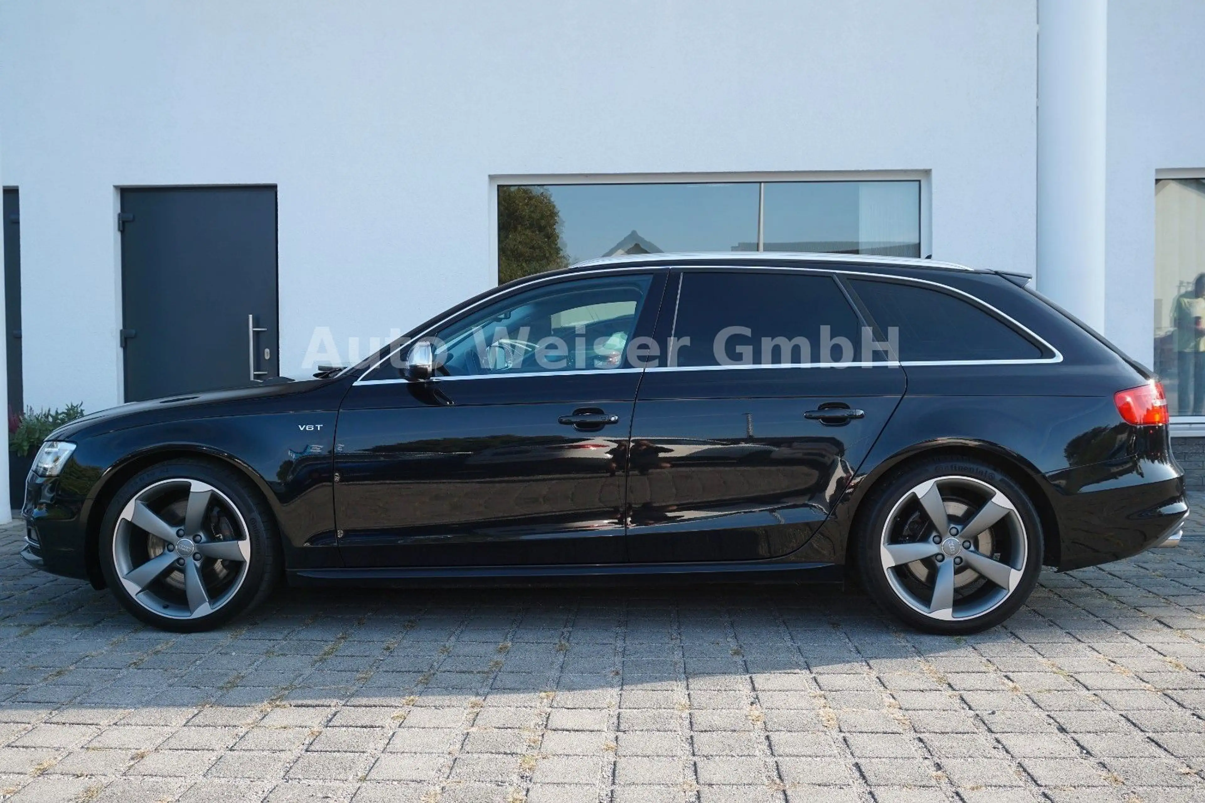 Audi S4 Avant 3.0 TFSI quattro Bi-Xenon Standheizung — photo 10