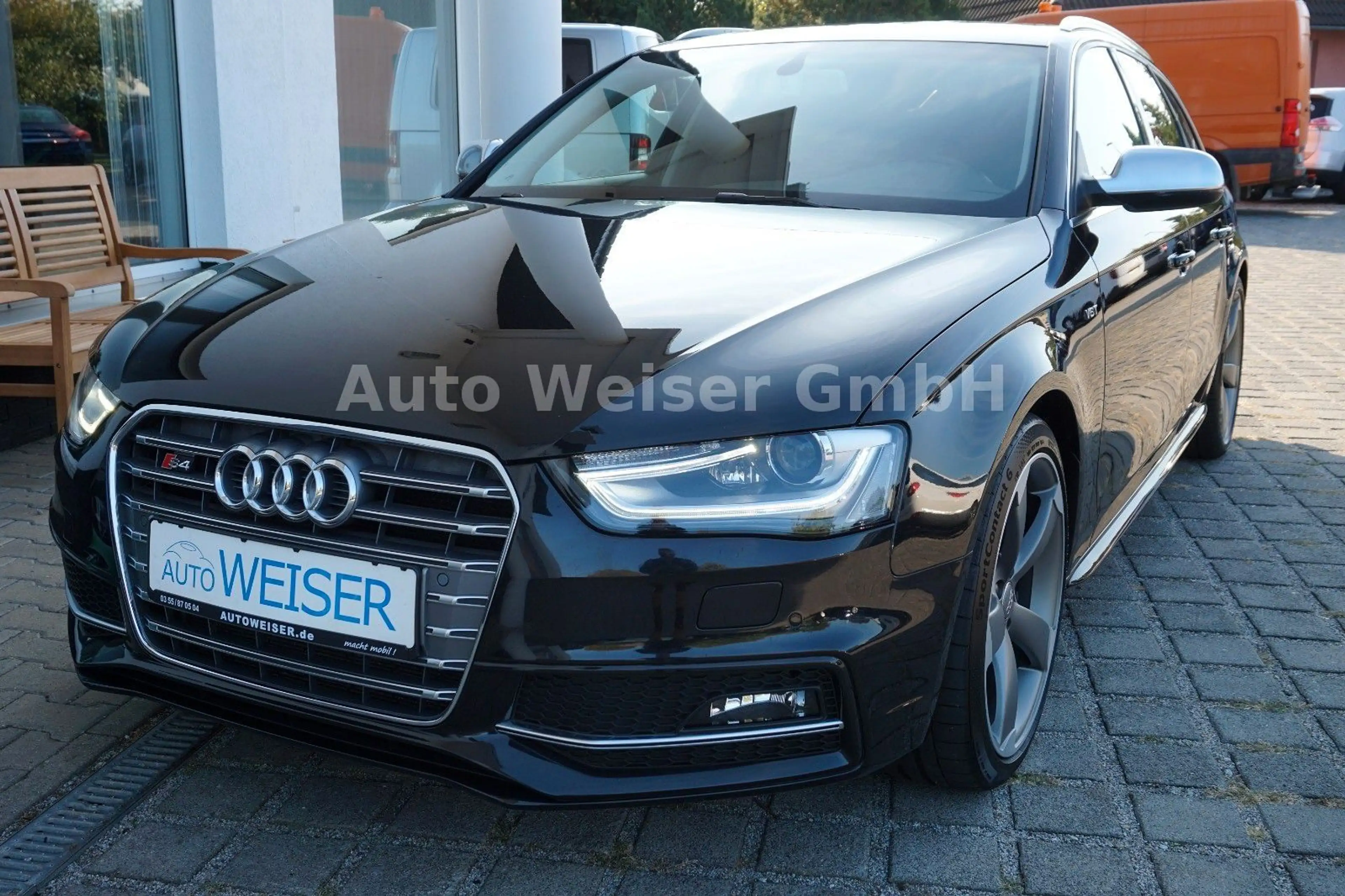 Audi S4 Avant 3.0 TFSI quattro Bi-Xenon Standheizung — photo 11