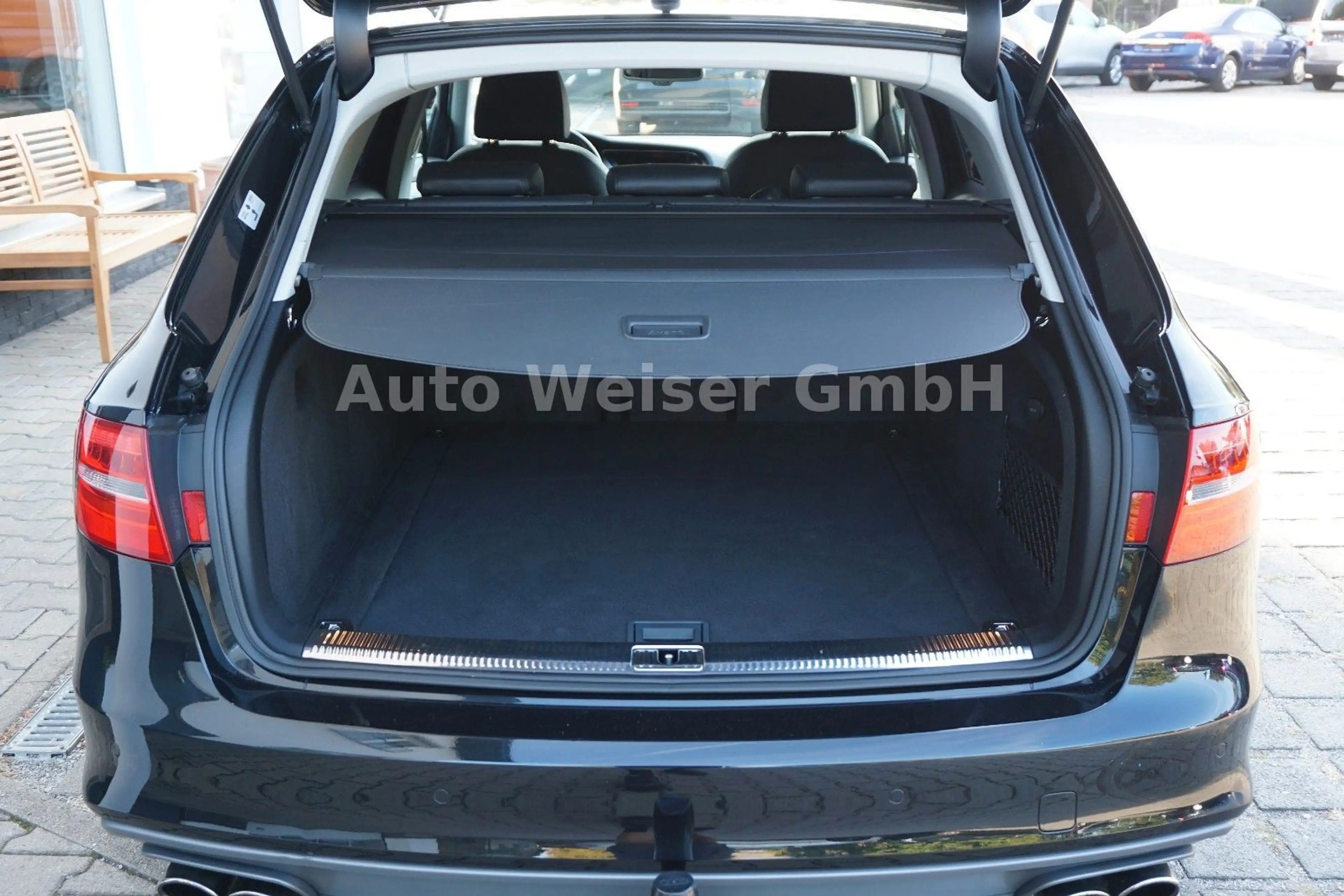 Audi S4 Avant 3.0 TFSI quattro Bi-Xenon Standheizung — photo 7
