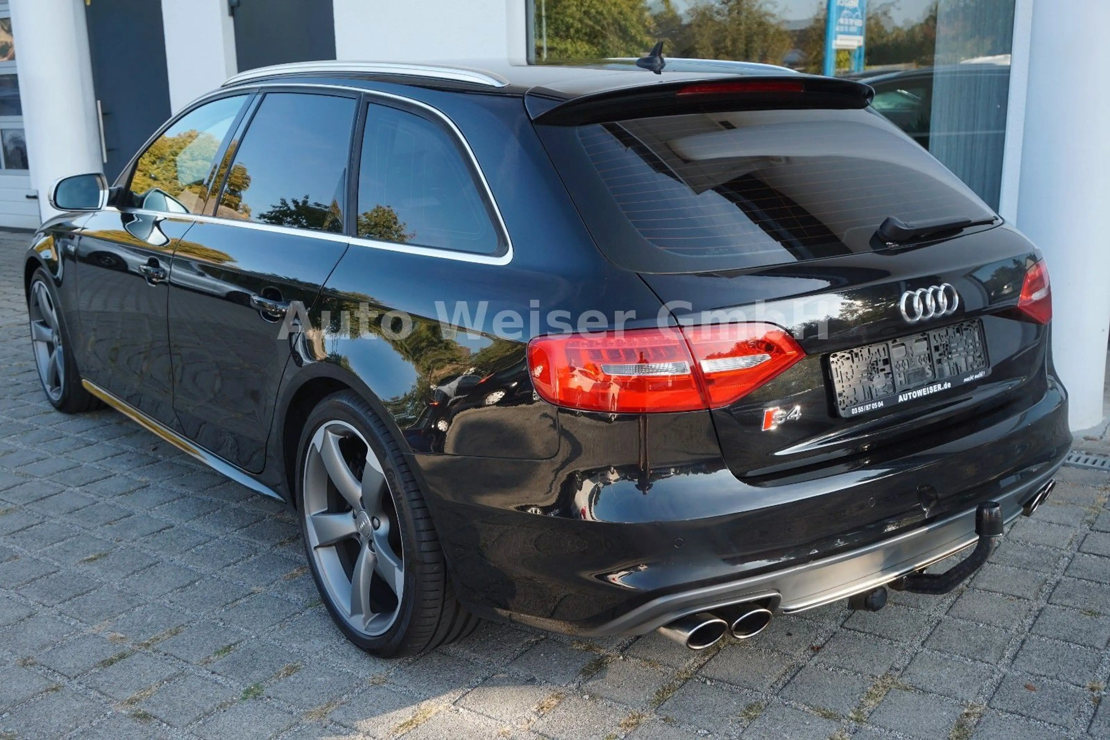Audi S4 Avant 3.0 TFSI quattro Bi-Xenon Standheizung — photo 8