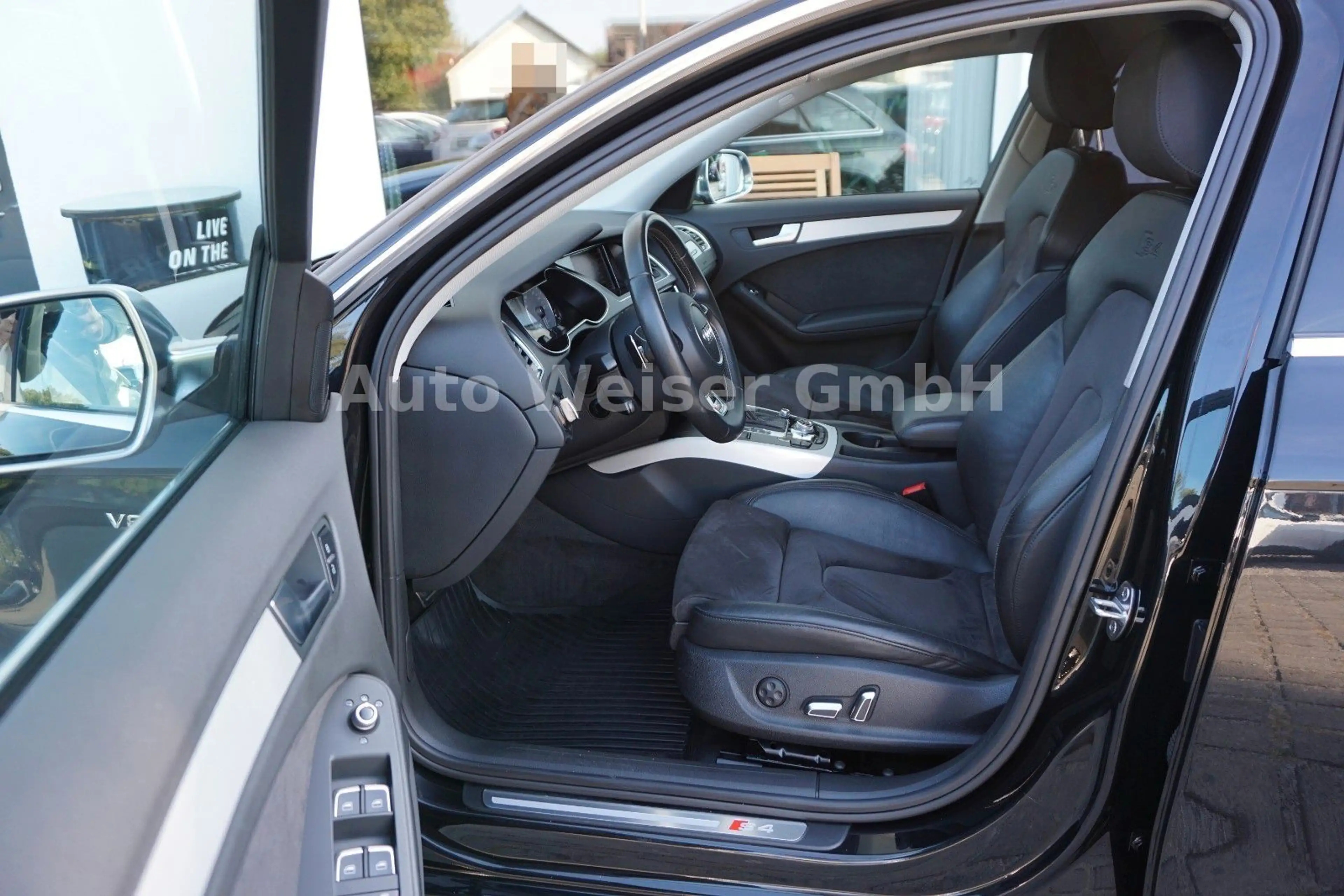 Audi S4 Avant 3.0 TFSI quattro Bi-Xenon Standheizung — photo 13