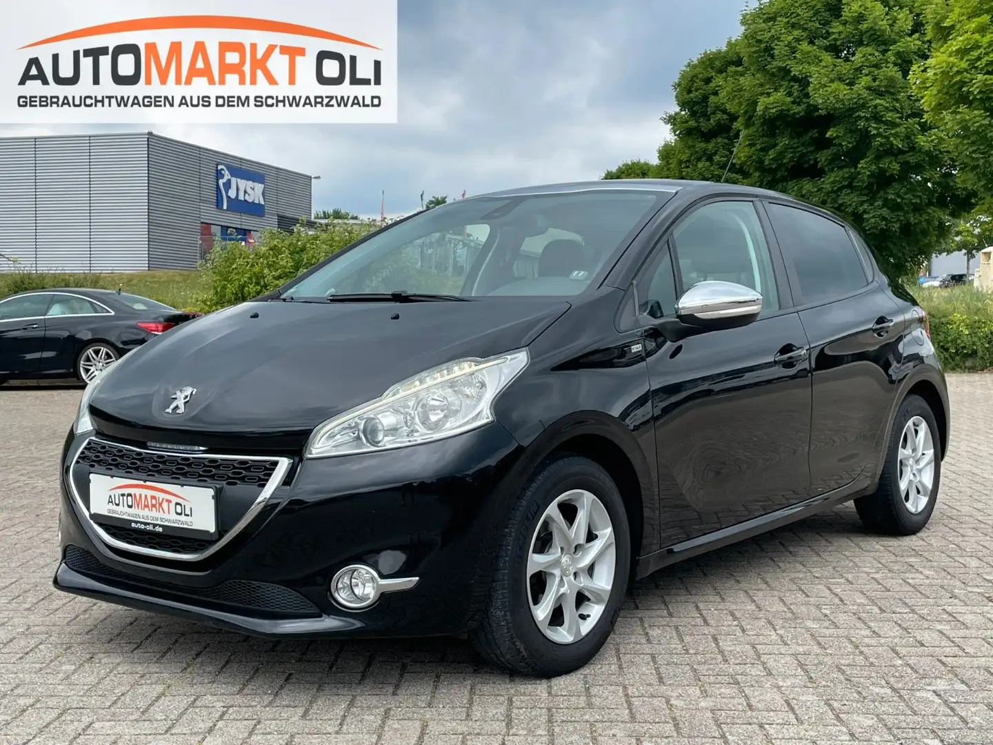 Peugeot 208 Style Sport*Panorama*Klima*EURO 6*TÜV 11/26 Noir - 1