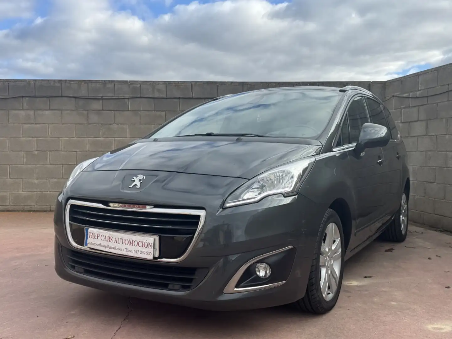 Peugeot 5008 1.6 BlueHDi Active EAT6 120 Gris - 1