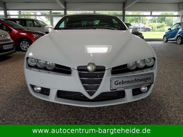 Imagine Alfa Romeo Spider 2.4 JTD 20V Exclusive Aut. 2.HD.+LEDER