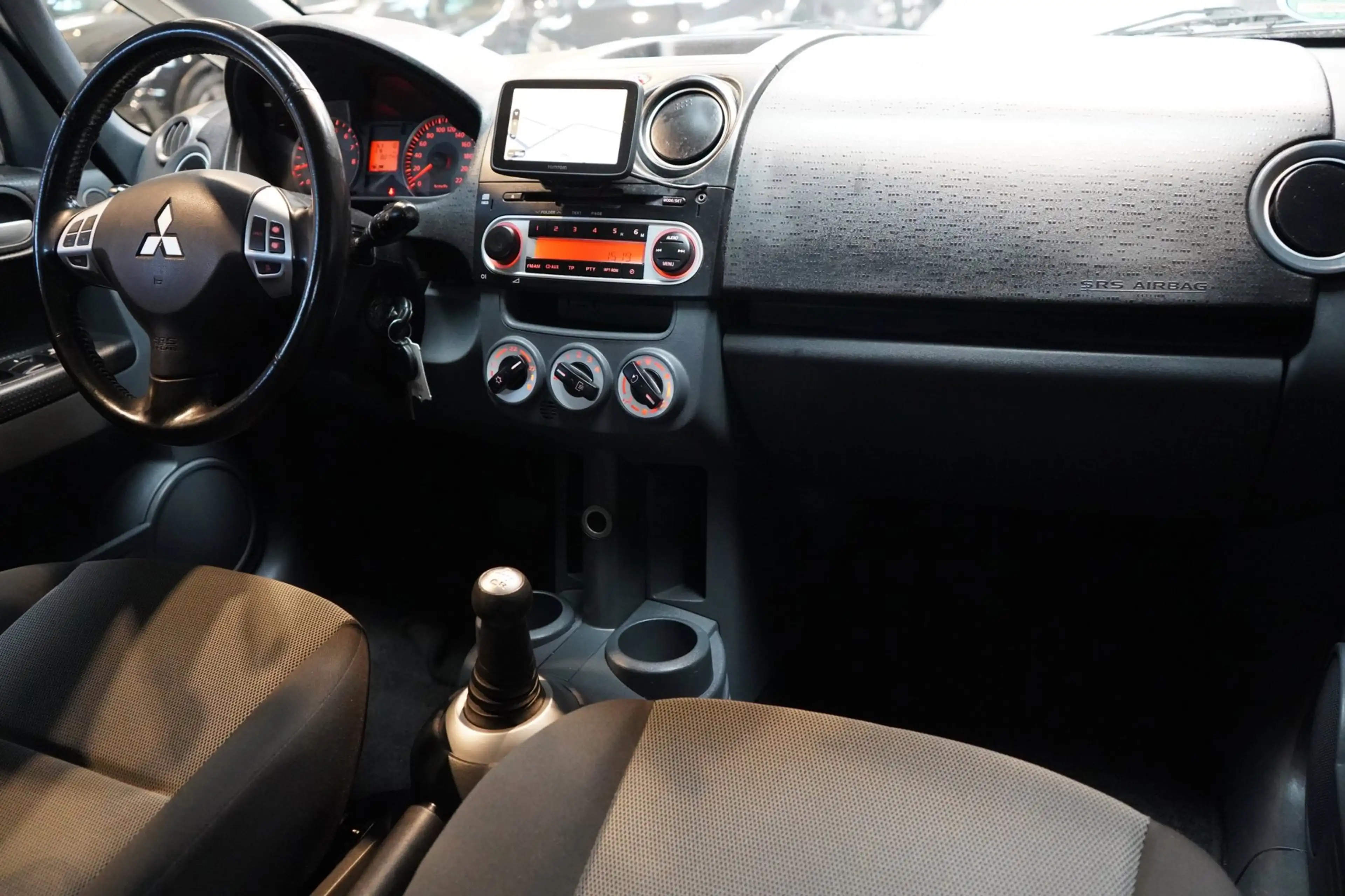 Mitsubishi Colt 1.3 Edition Two | AUTOMAAT | ACHTERUITRIJC. | NAVI — photo 14