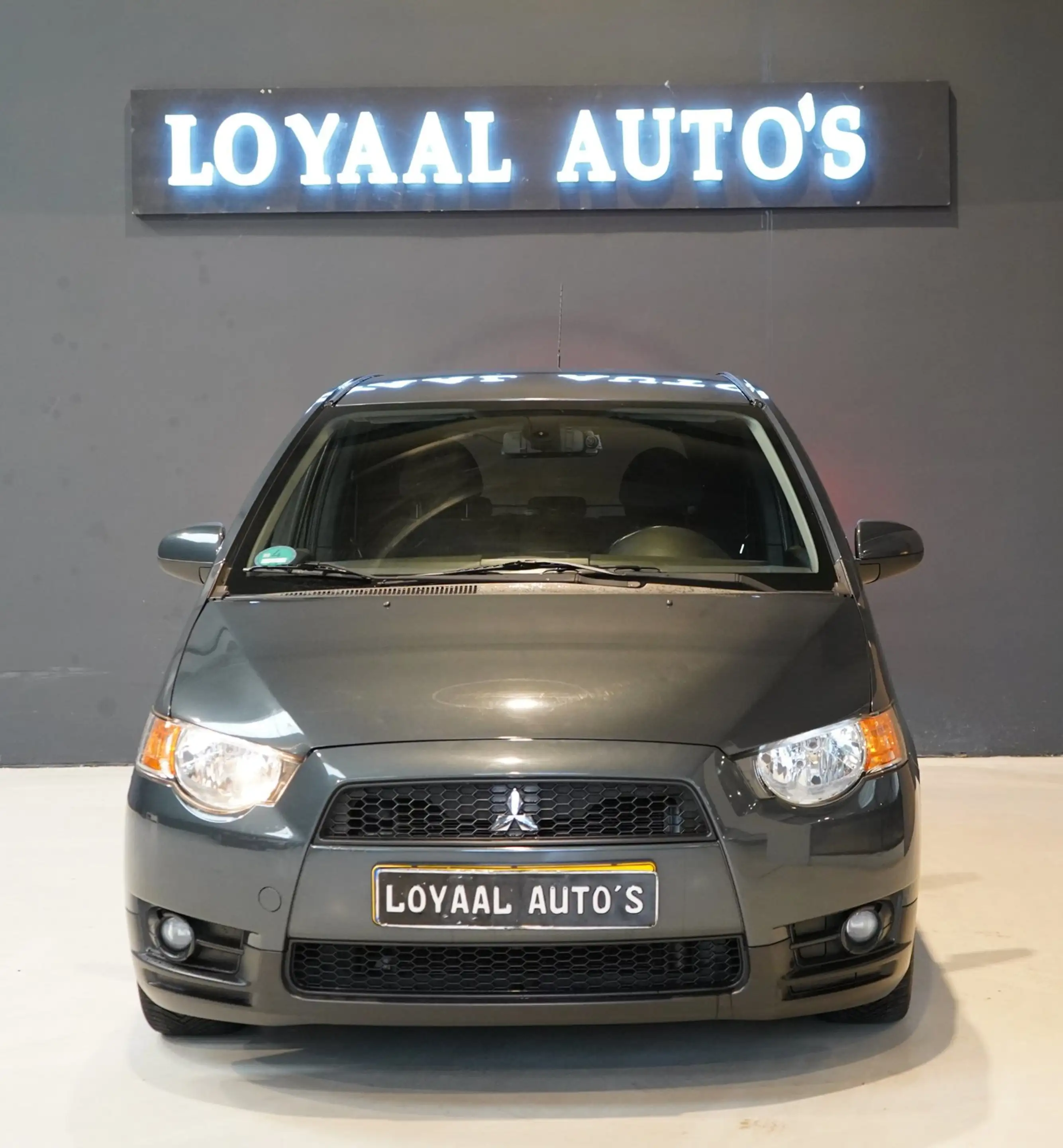 Mitsubishi Colt 1.3 Edition Two | AUTOMAAT | ACHTERUITRIJC. | NAVI — photo 3