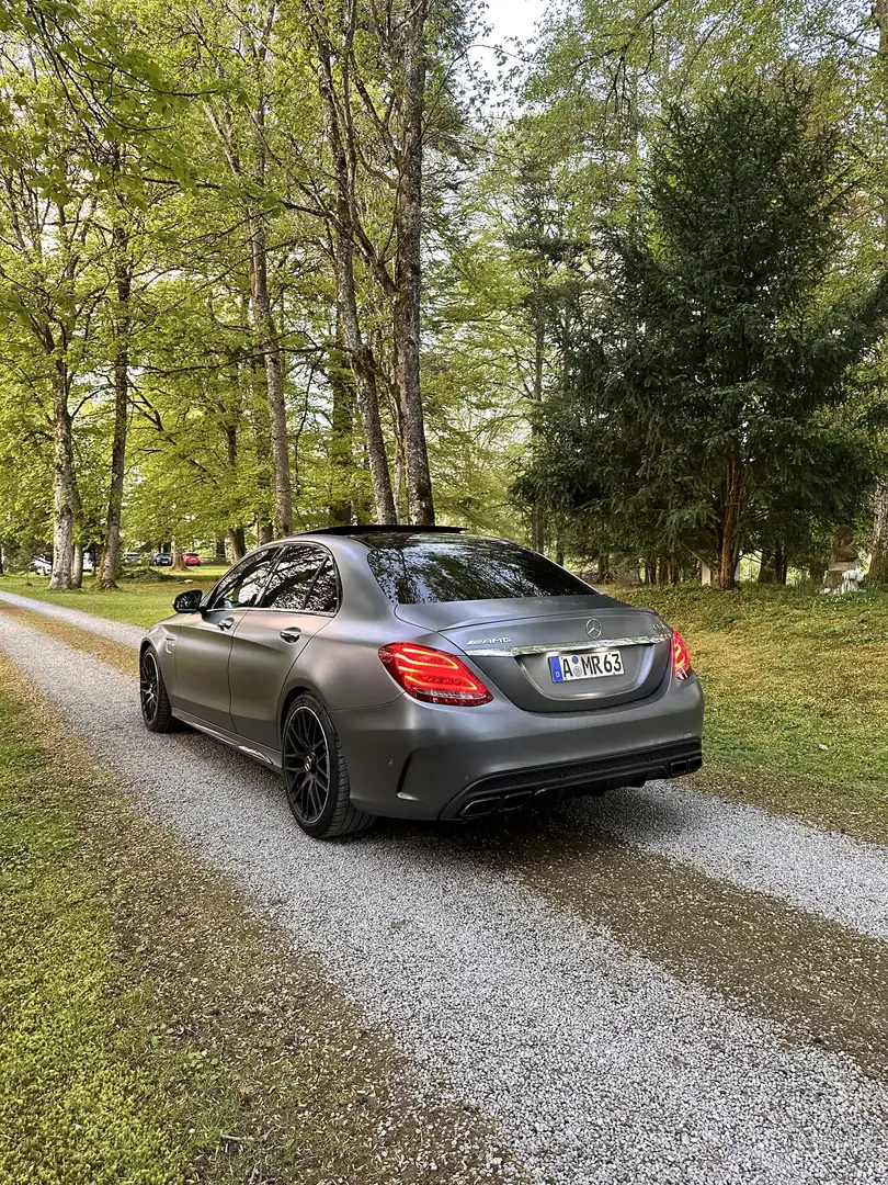Mercedes-Benz C 63 AMG - 2