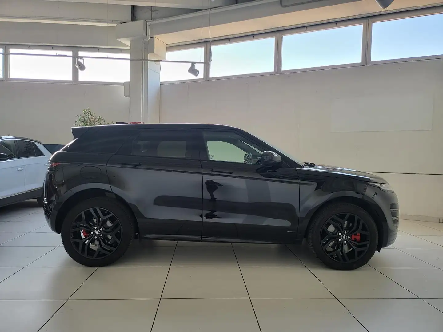 Land Rover Range Rover Evoque TEL 3483761469 Range Evoque II 2019 2.0 i4 HSE Noir - 2