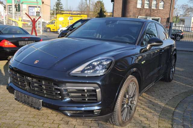 Imagine Porsche Cayenne Coupe E-Hybrid Massage Belüft.Head Pano