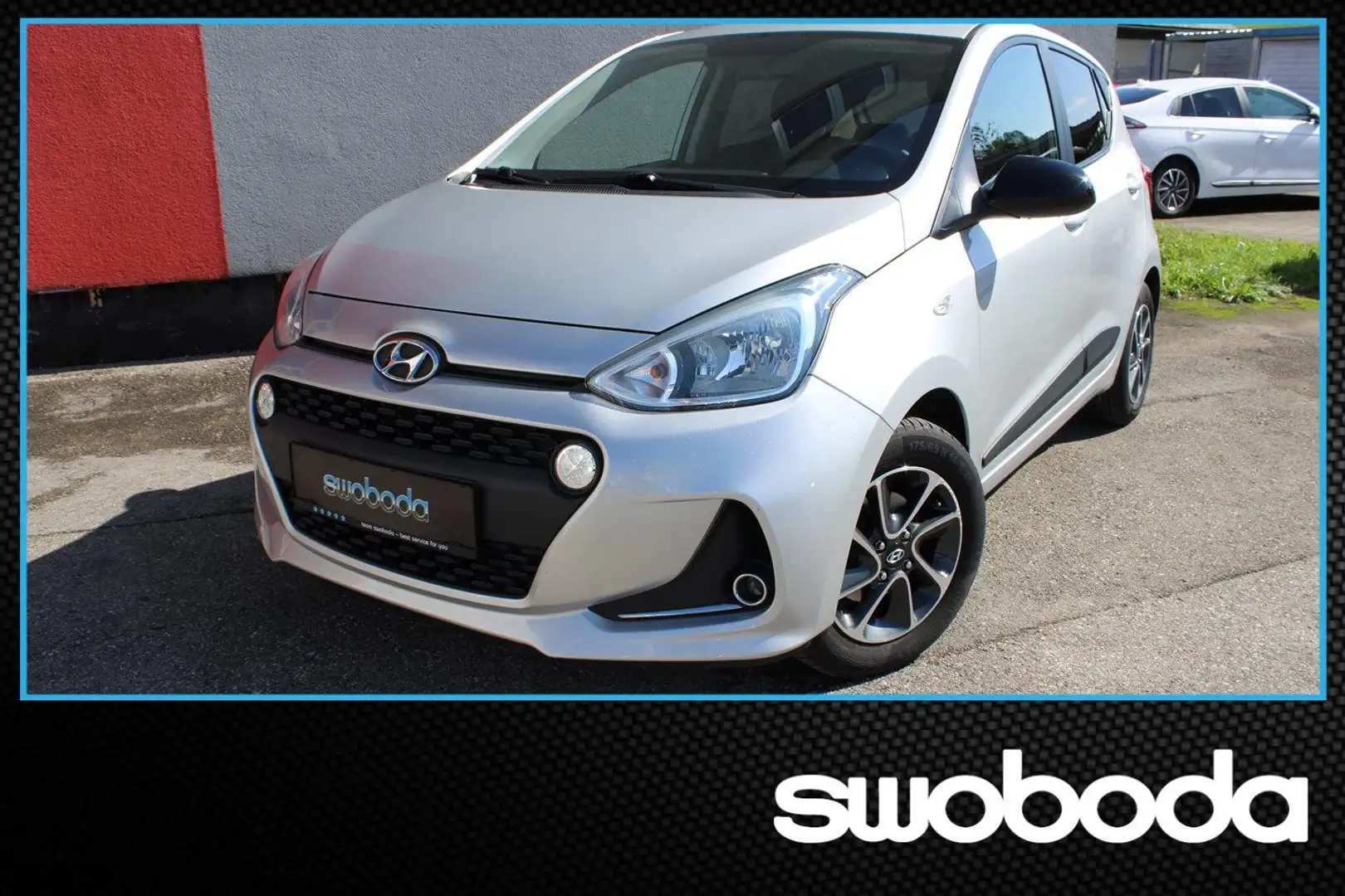 Hyundai i10 1,25 Level 3 Silber - 1