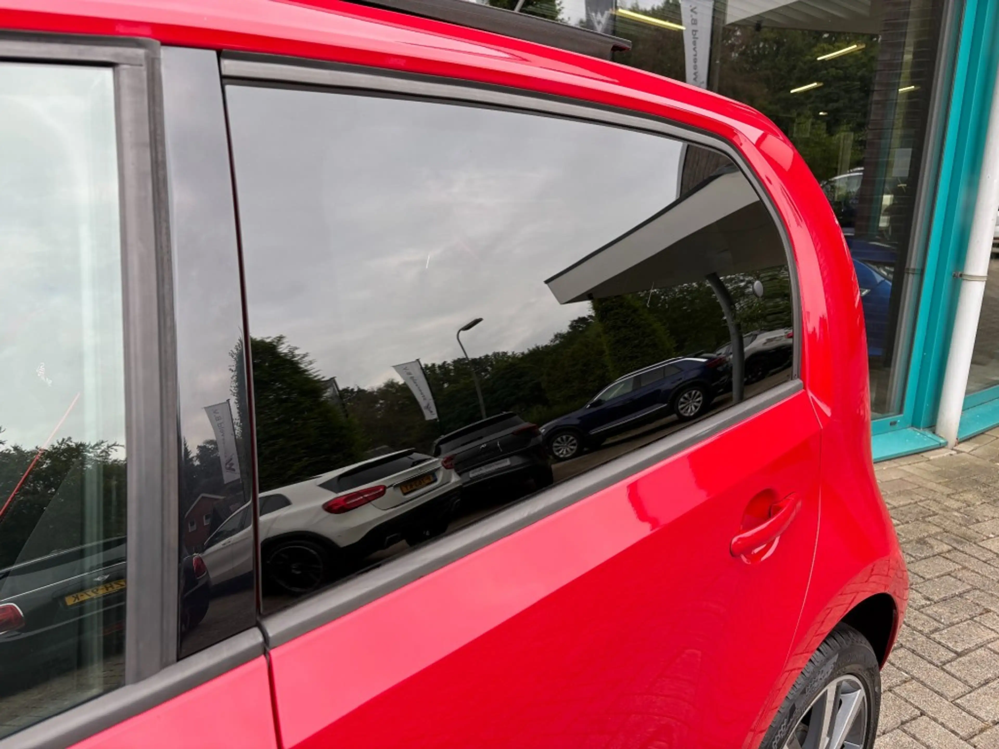 SEAT Mii 1.0 FR-LINE Panorama, Cruise, 16Inch, Beats Audio — photo 27