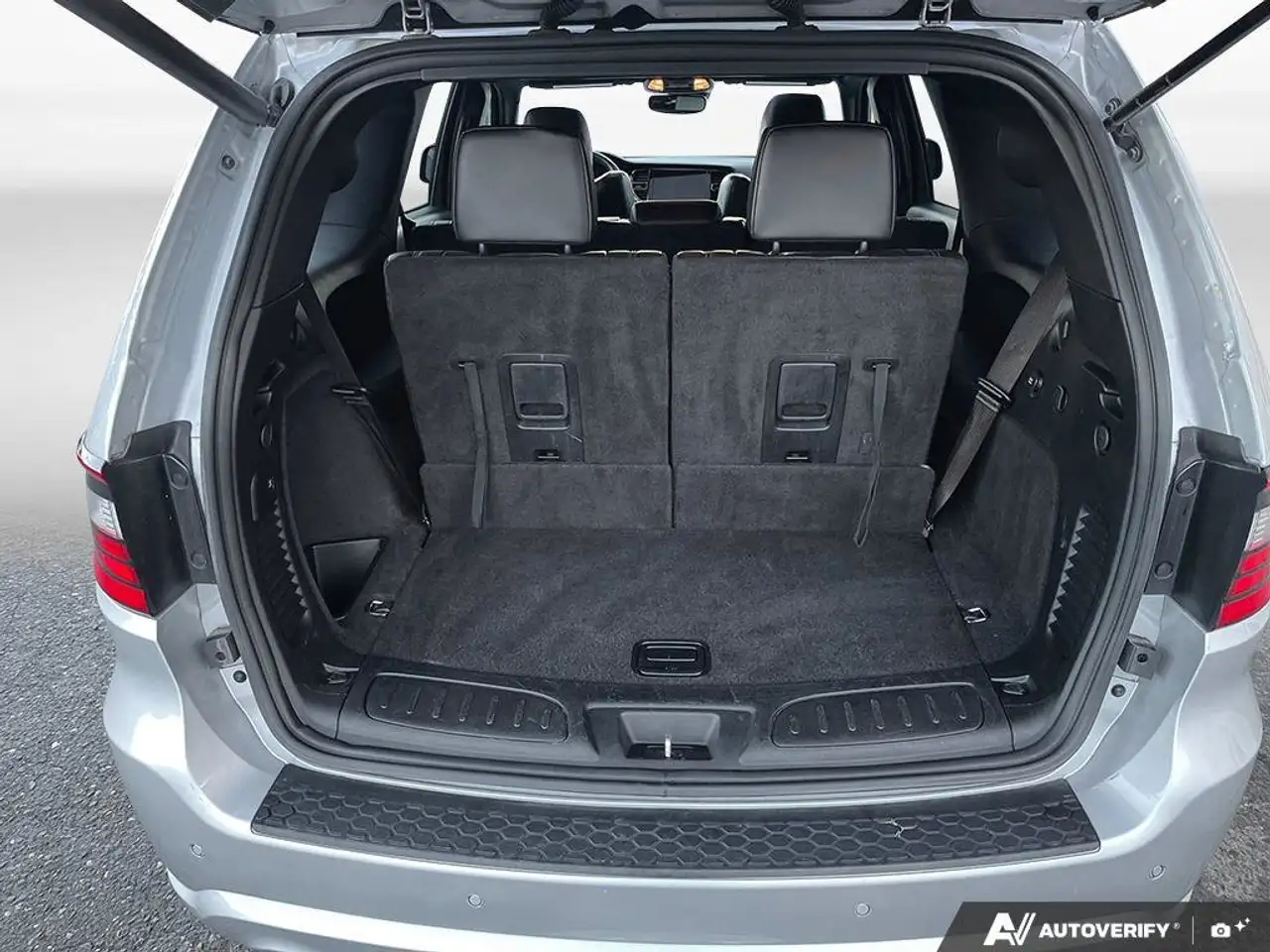 Dodge Durango снимка Dodge Durango