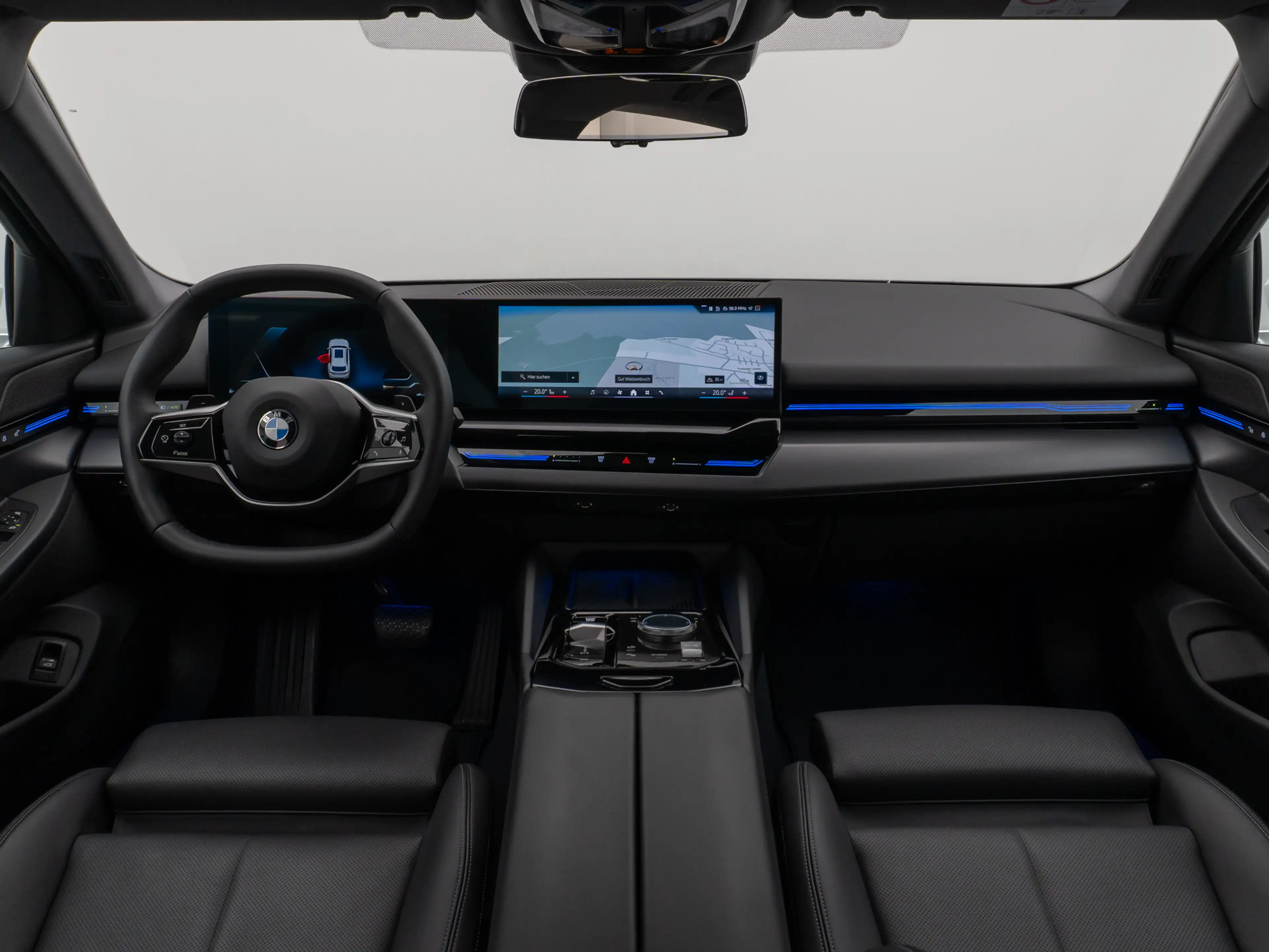 BMW 520 Kamera DAB Alarm DrivingAssist Leder Sport — photo 37