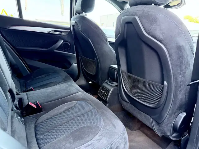BMW X1 view 13