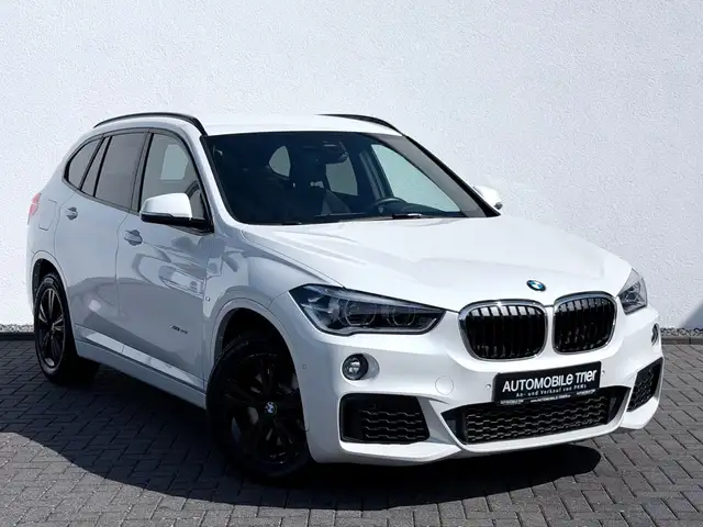 BMW X1 view 3