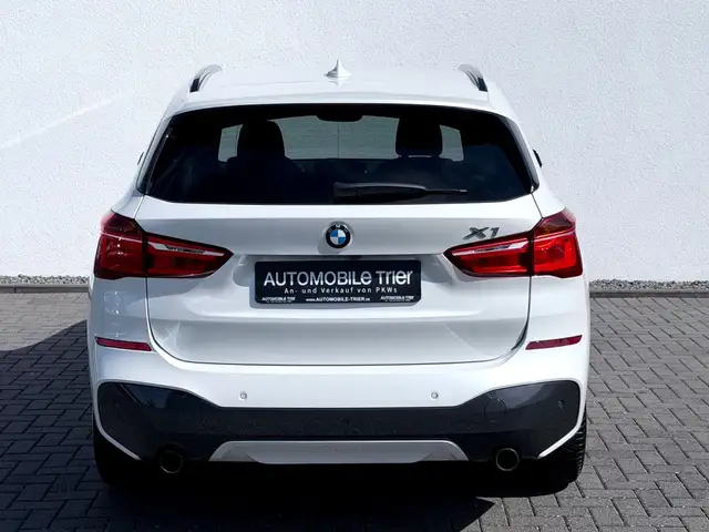BMW X1 view 6