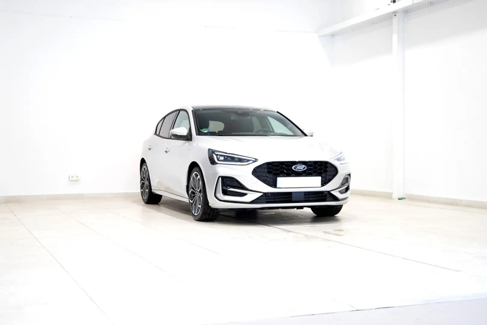 Ford Focus 1.0 Ecoboost MHEV ST-Line X 125 - 2