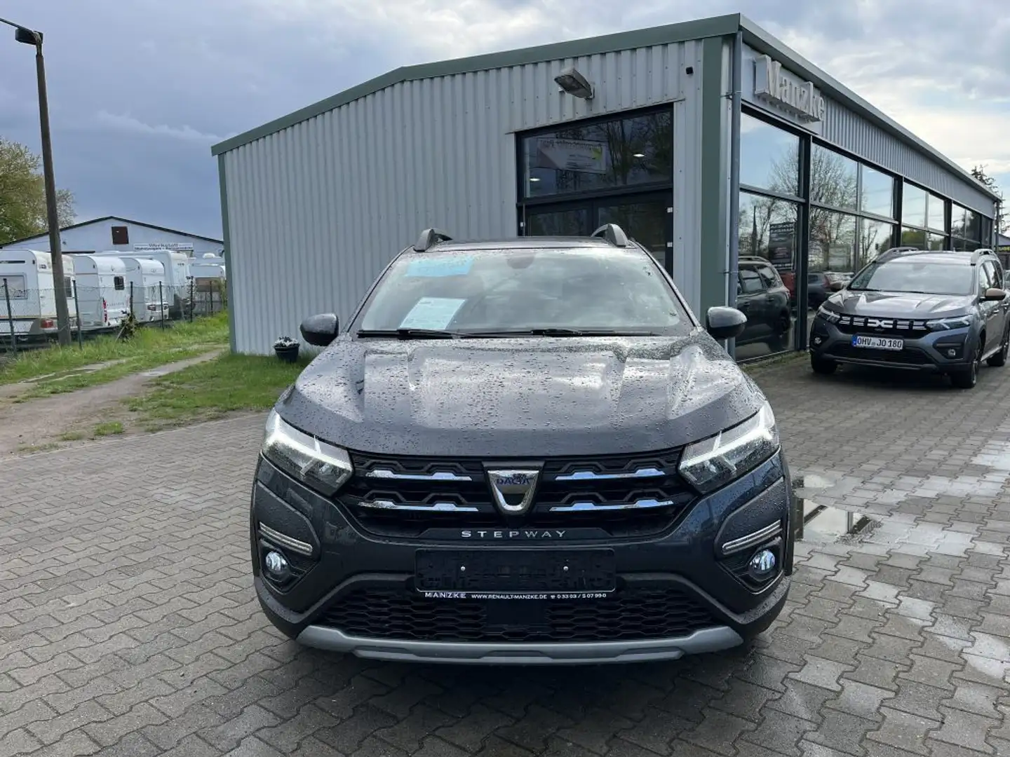 Dacia Sandero Stepway TCe 90 Comfort Grau - 2