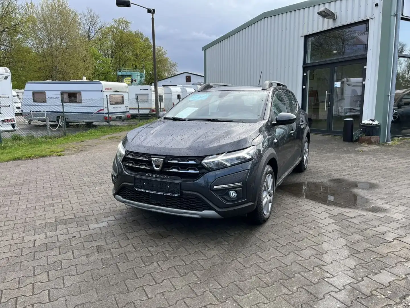 Dacia Sandero Stepway TCe 90 Comfort Grau - 1