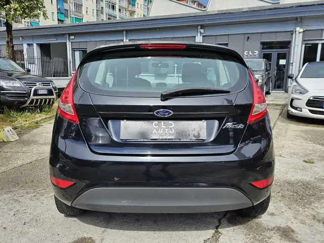 Ford Fiesta view 5