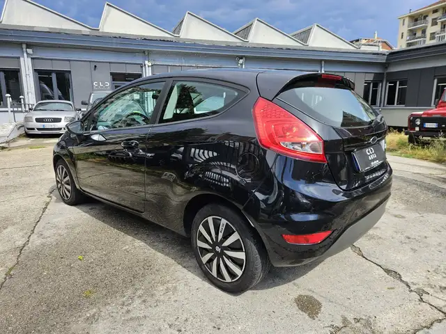 Ford Fiesta view 6