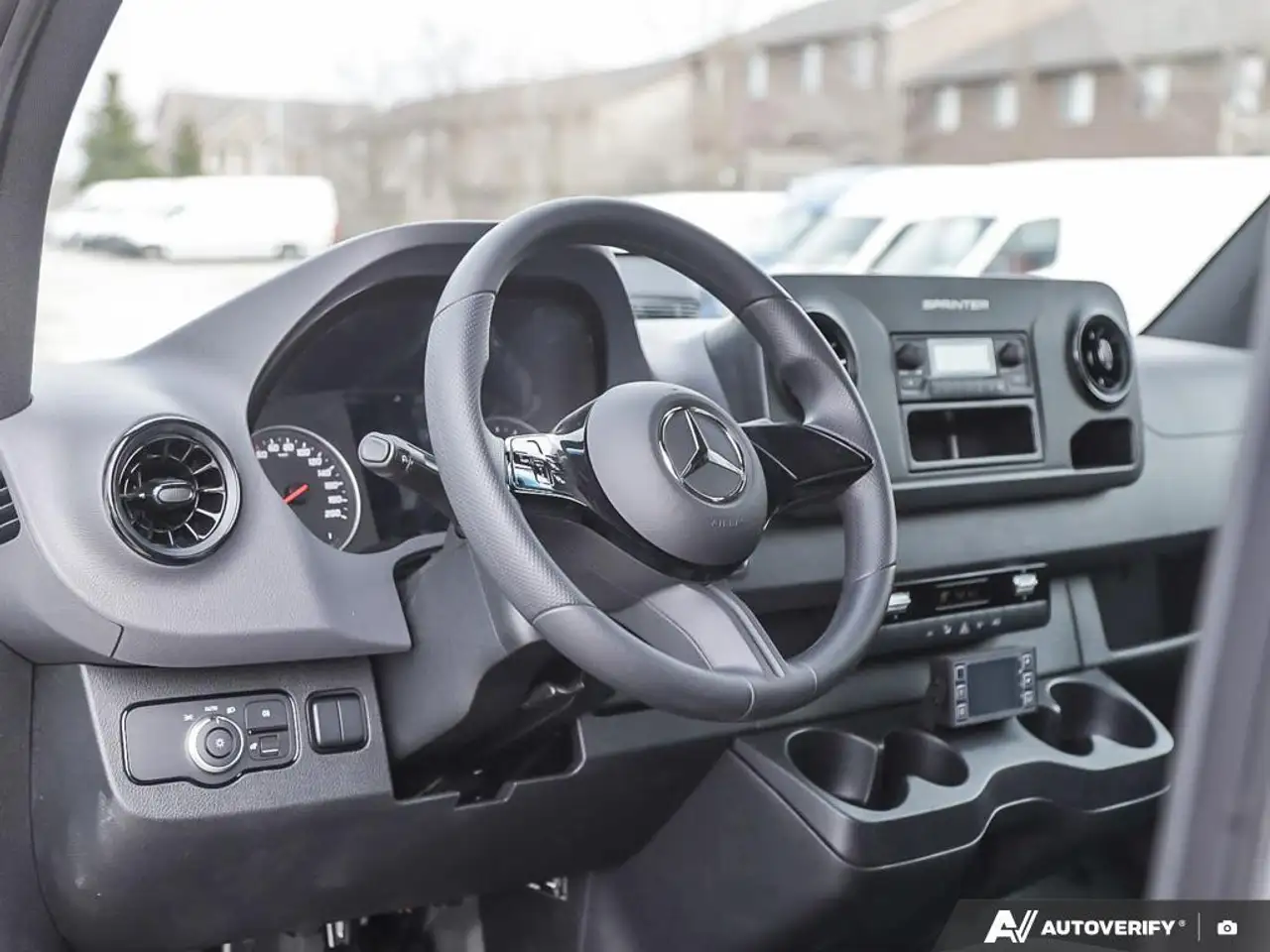 Mercedes-Benz Sprinter снимка Mercedes-Benz Sprinter