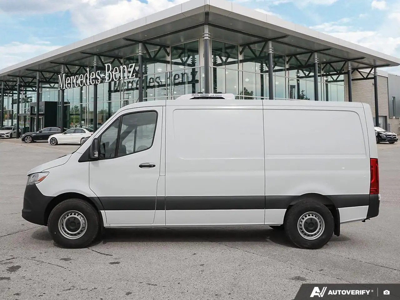 Mercedes-Benz Sprinter снимка Mercedes-Benz Sprinter