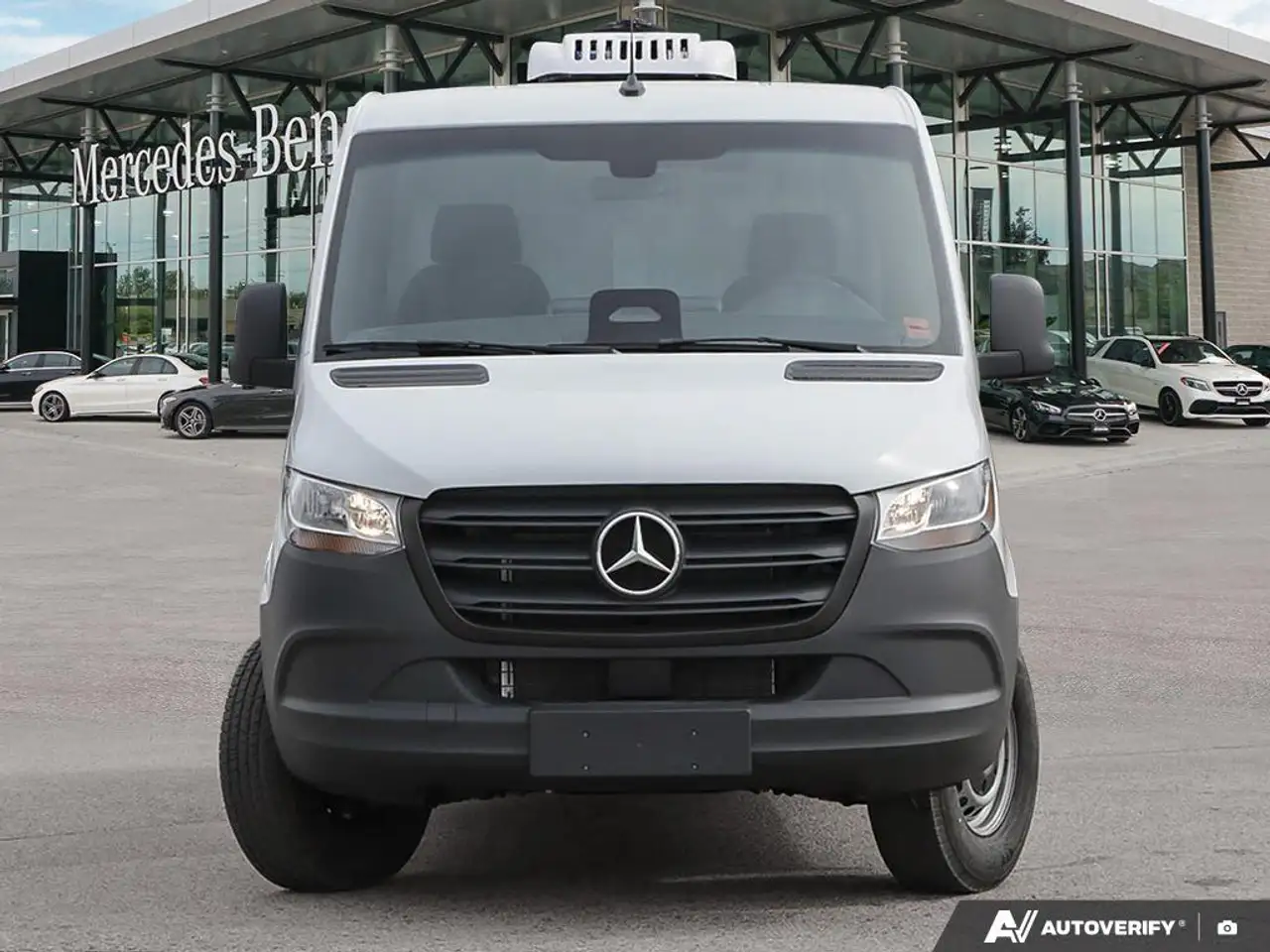 Mercedes-Benz Sprinter снимка Mercedes-Benz Sprinter