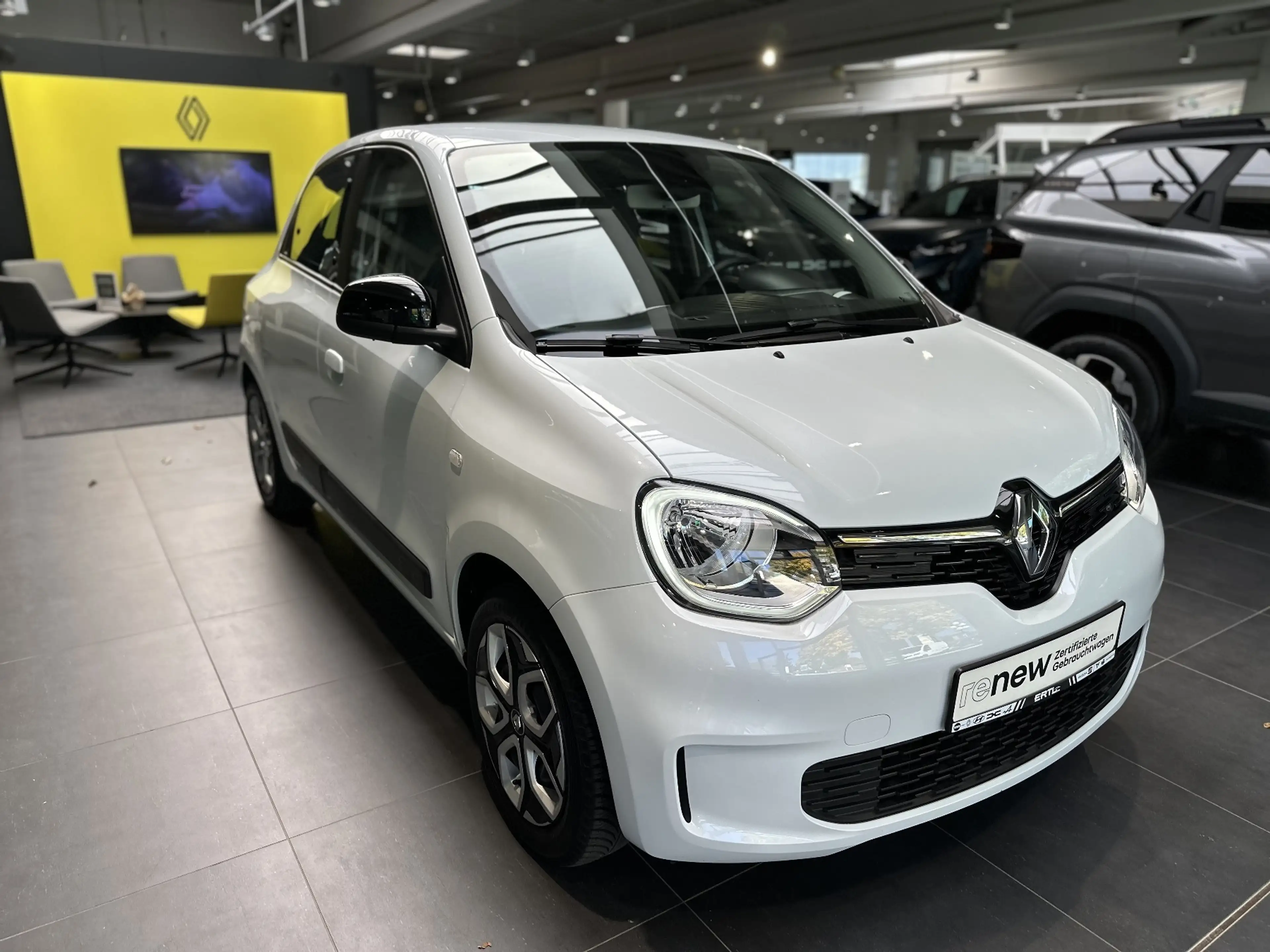 Renault Twingo EQUILIBRE SCe 65 — photo 5