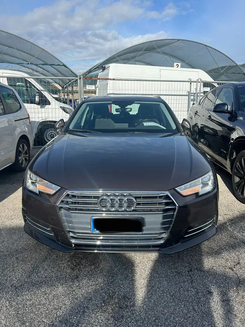 Audi A4 Avant 40 2.0 tdi ultra Business 190cv s-tronic my1 - 1