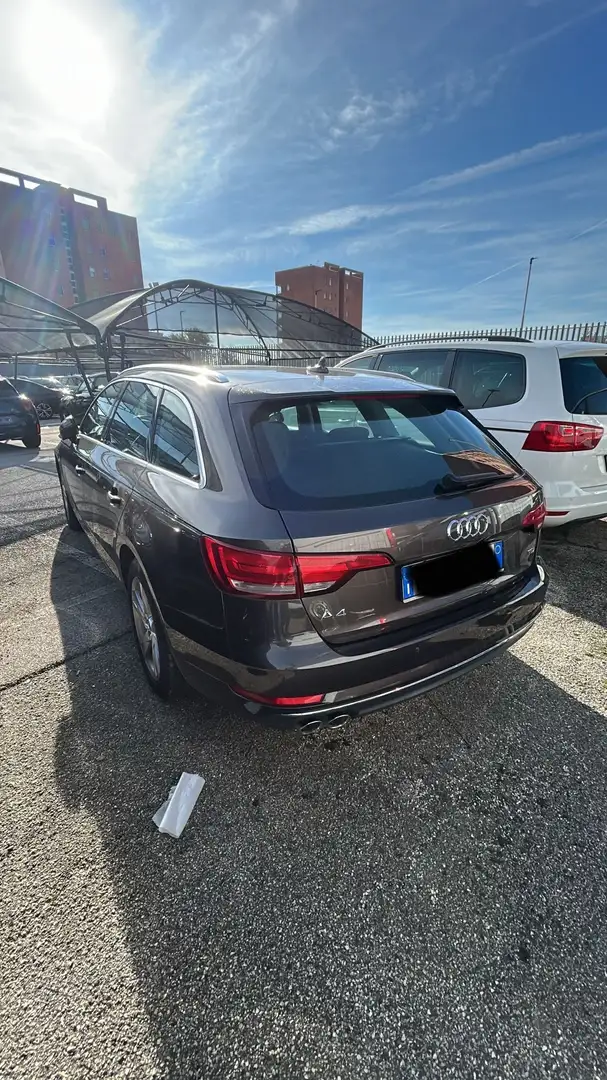 Audi A4 Avant 40 2.0 tdi ultra Business 190cv s-tronic my1 - 2