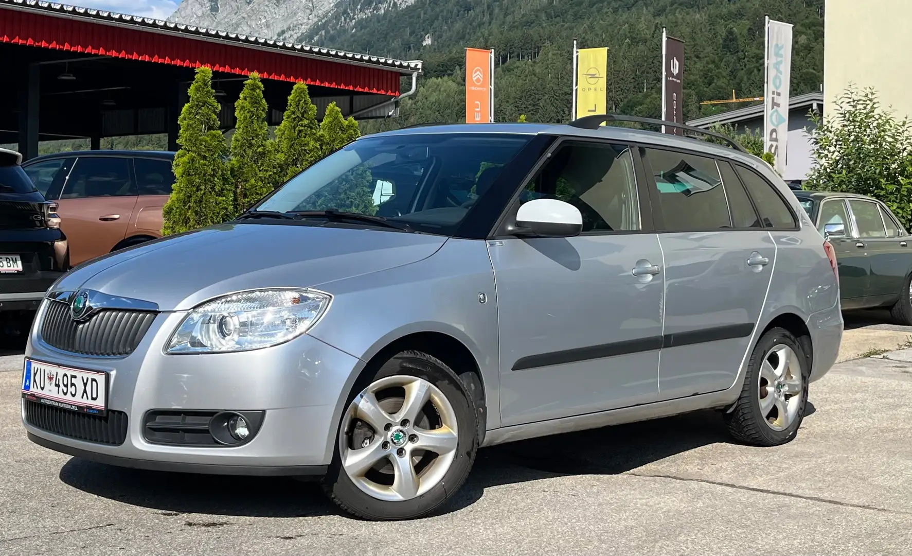 Skoda Fabia Fabia Combi Top Clever 1,6 Top Clever Silber - 1