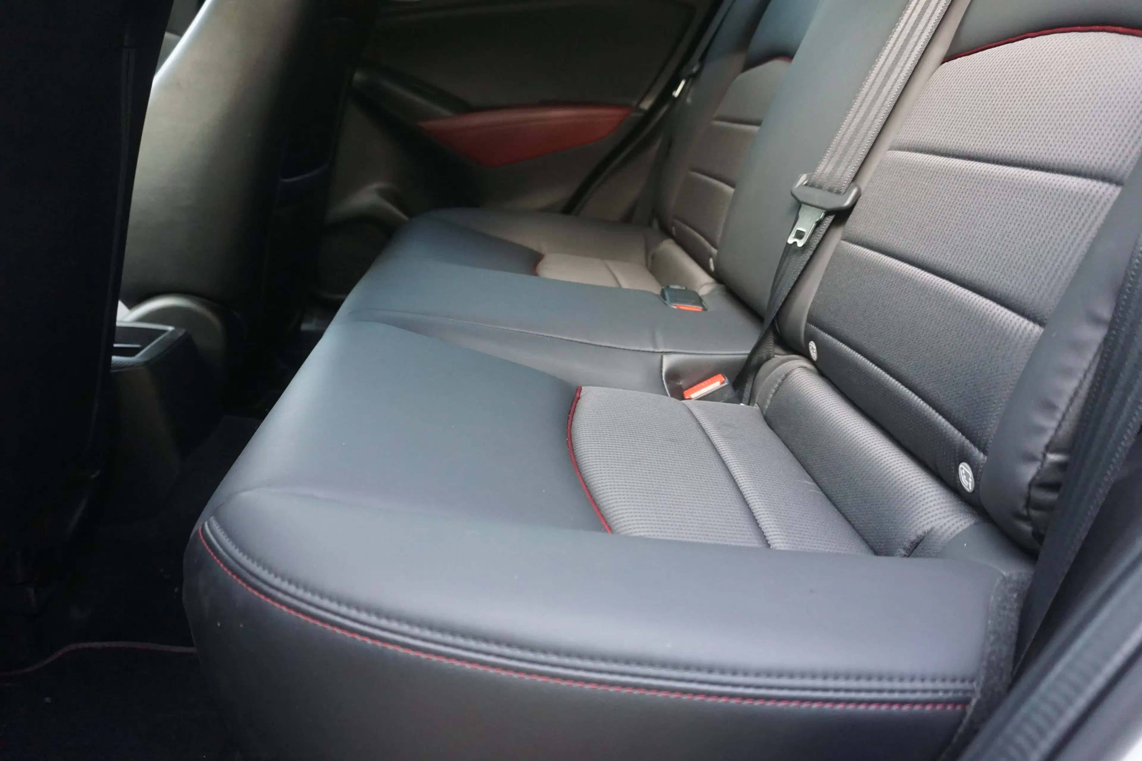 Mazda CX-3 CX-3 2.0i SKYACTIV-G 2WD Technology-Navi-Cam-Headup-Keyless-DodeH-LijnA-Garantie — photo 6