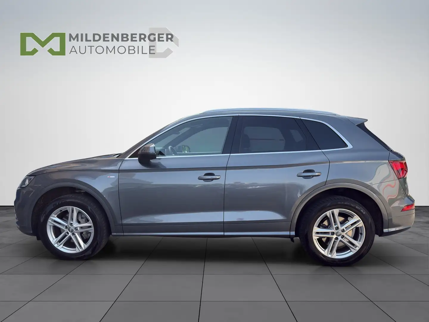 Audi Q5 40 TDI quattro sport Grijs - 2