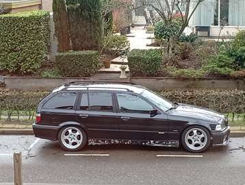 323i touring