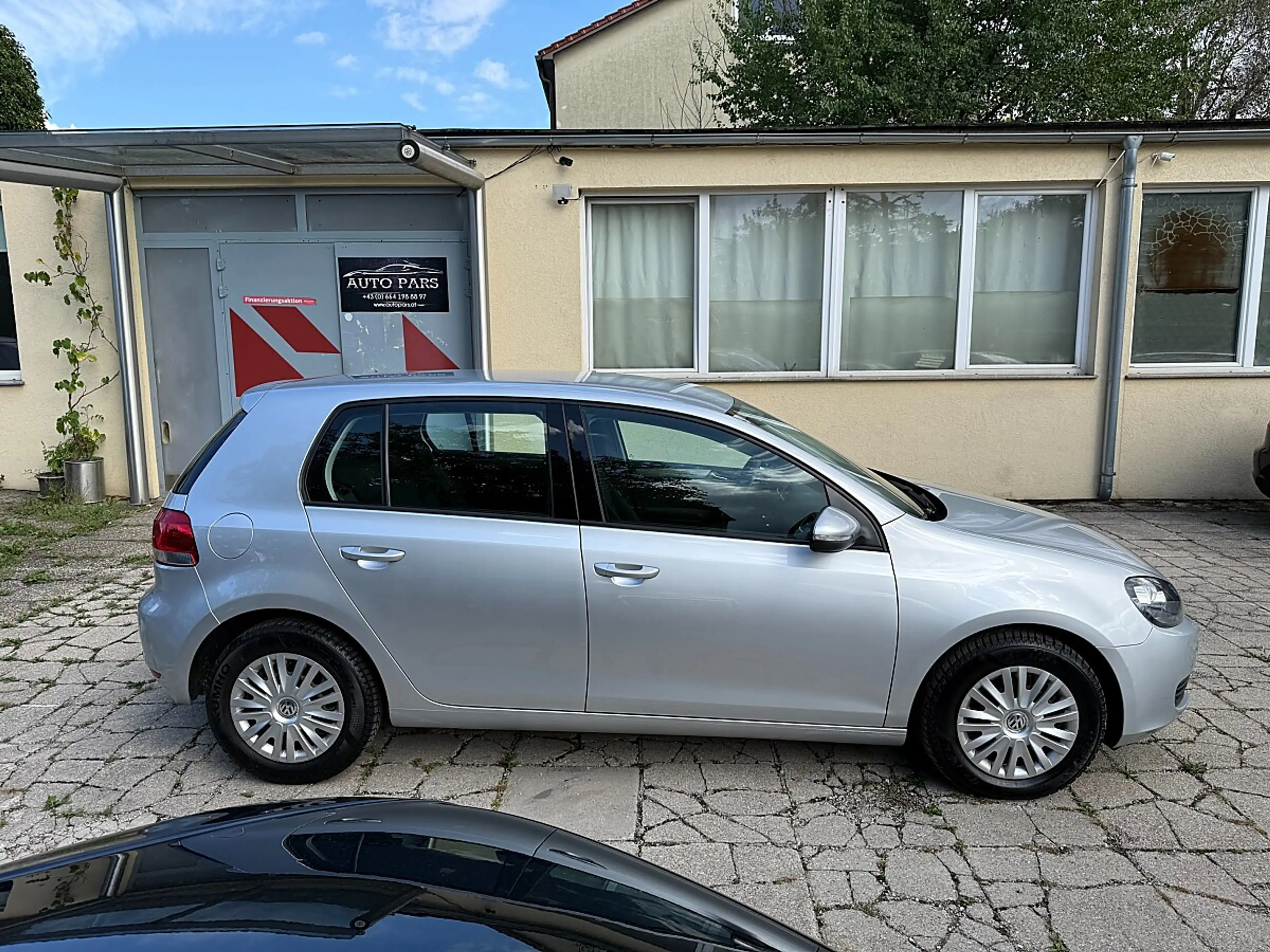 Volkswagen Golf R abbit 1,6 TDI-ANHÄNGERKUPPLUNG-1/3 ZINSFREI FIN... — photo 4
