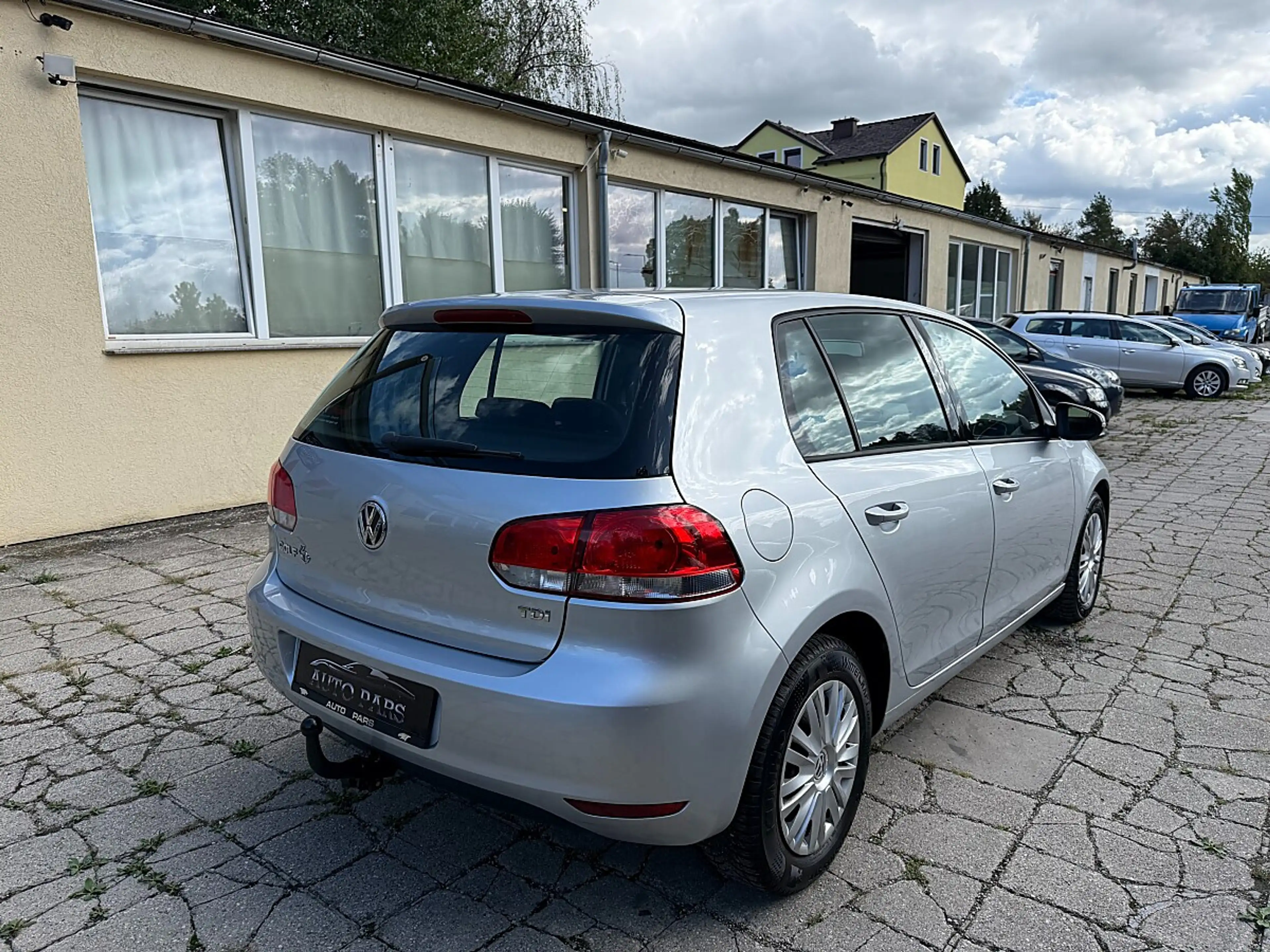 Volkswagen Golf R abbit 1,6 TDI-ANHÄNGERKUPPLUNG-1/3 ZINSFREI FIN... — photo 5