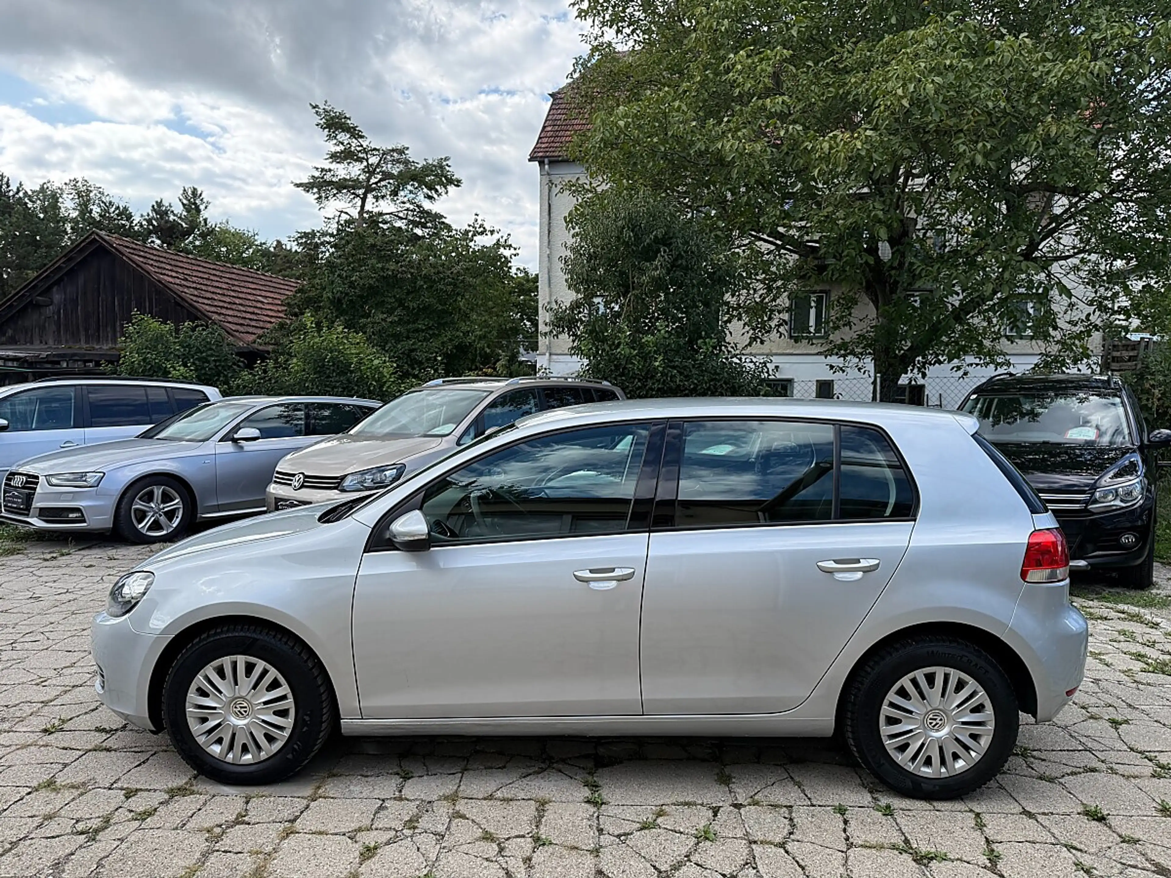 Volkswagen Golf R abbit 1,6 TDI-ANHÄNGERKUPPLUNG-1/3 ZINSFREI FIN... — photo 8