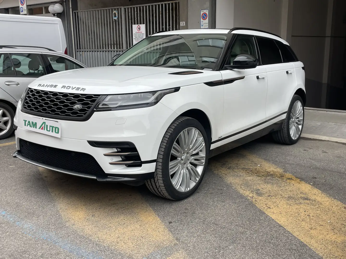 Land Rover Range Rover Velar Range Rover Velar 180 Blanc - 2