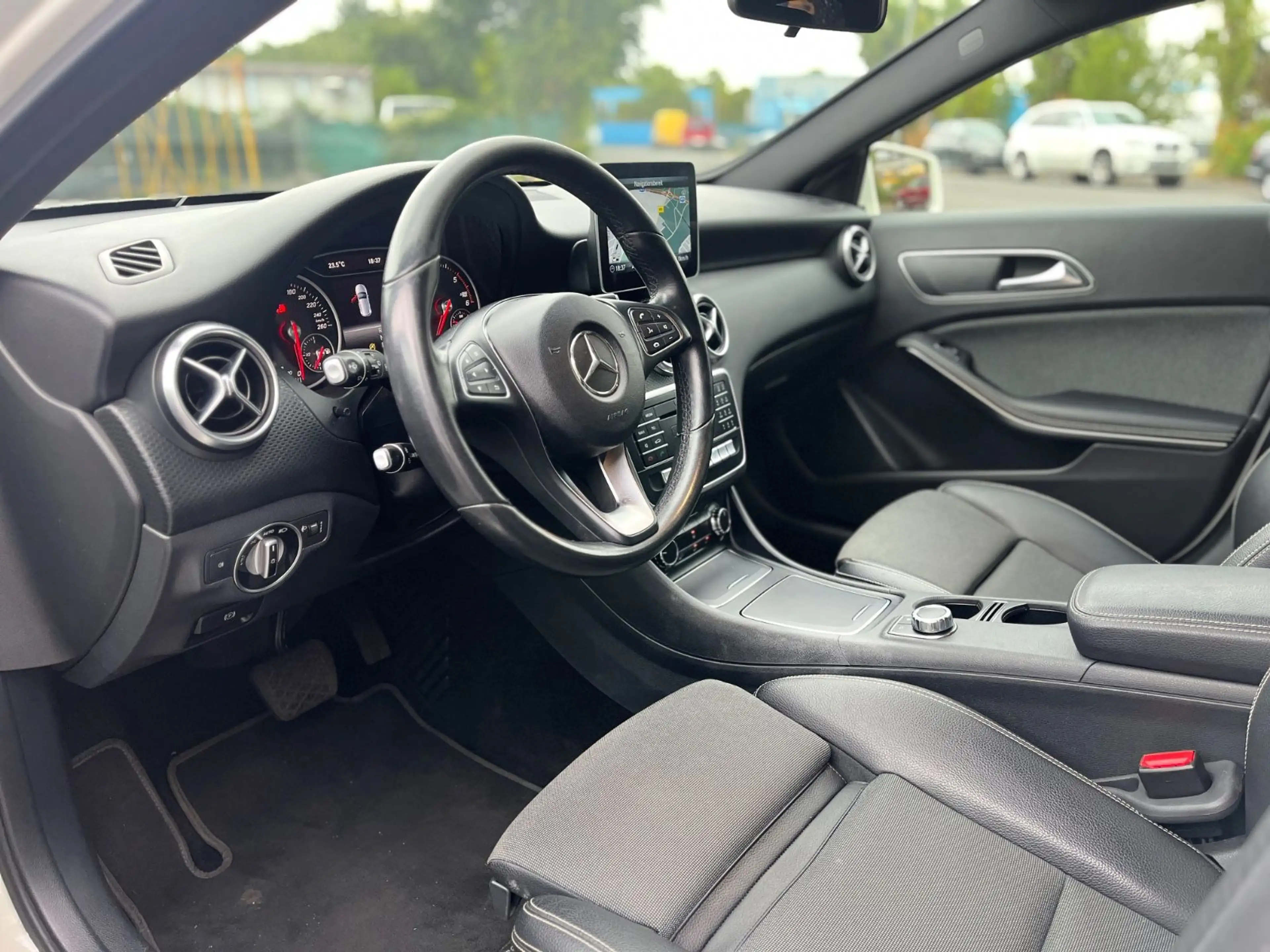 Mercedes-Benz A 200 A A 200 CDI / d — photo 10