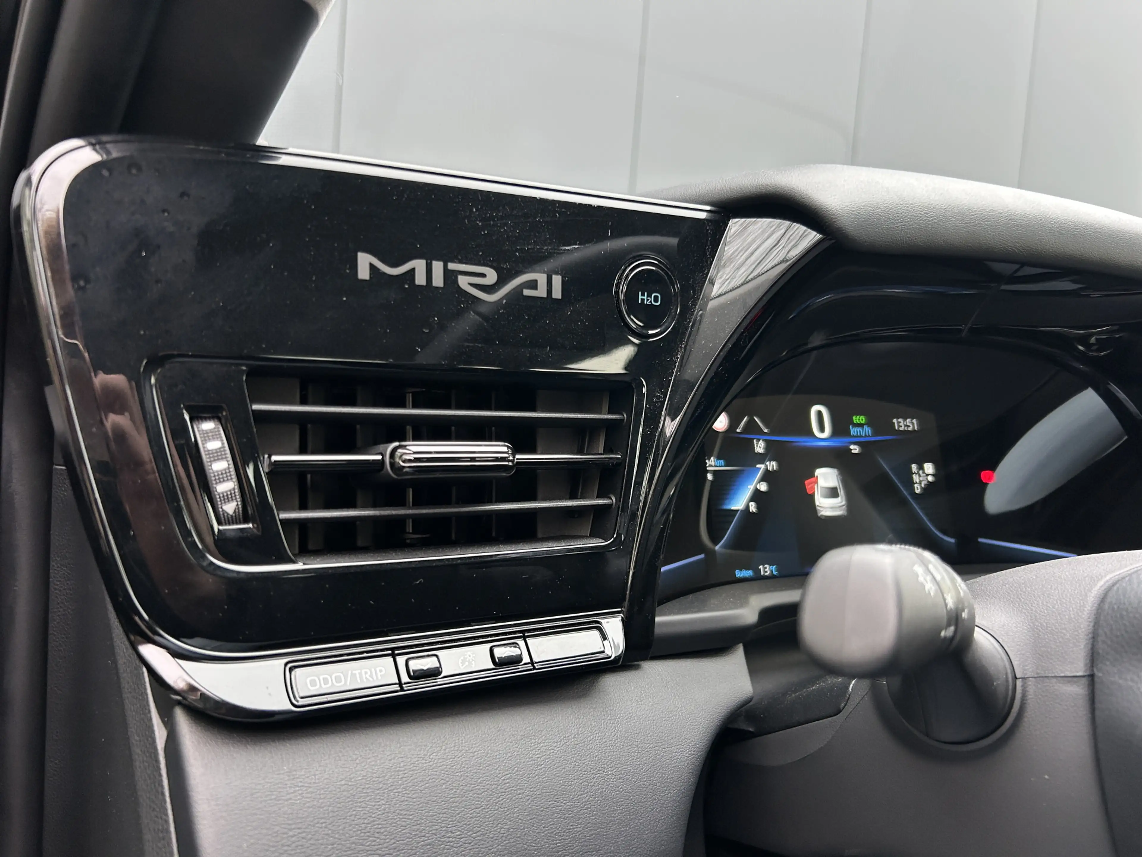 Toyota Mirai WATERSTOF H2 DYNAMIC JBL AUDIO APPLE CARPLAY NAVI — photo 15