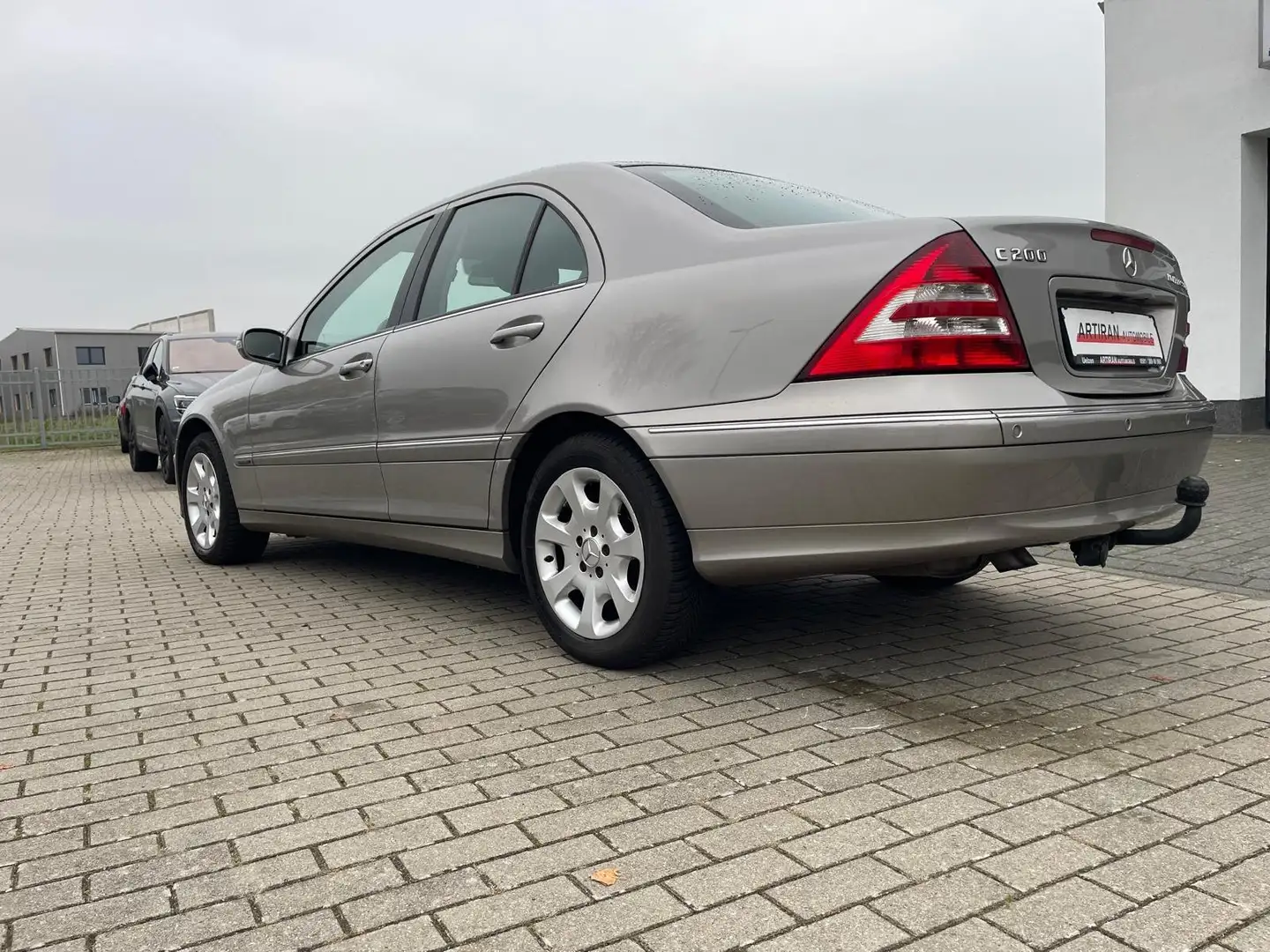 Mercedes-Benz C 200 C-Klasse Kompressor Automatik Elegance Grau - 2