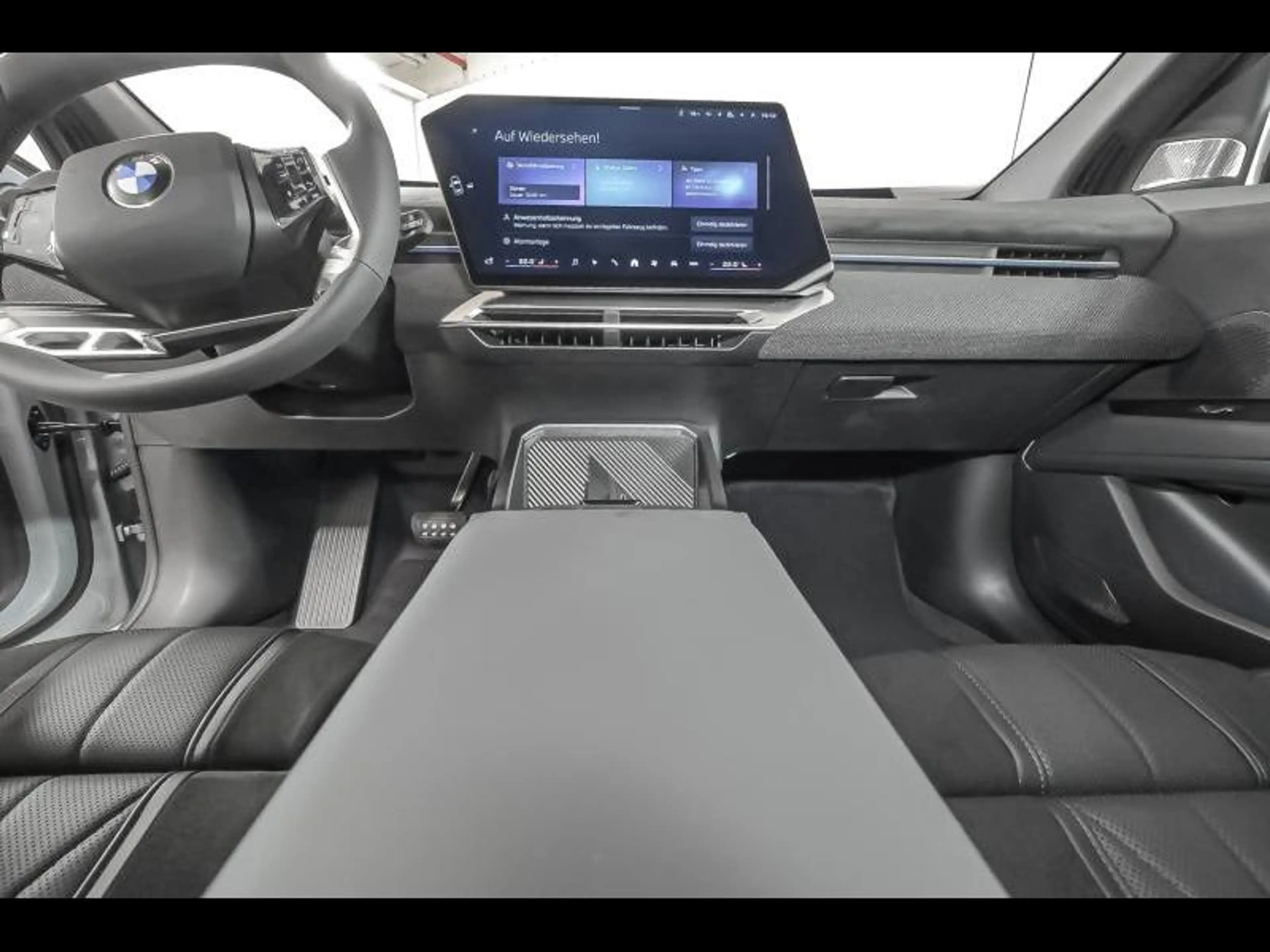 BMW iX3 50 xDrive M Sport Pro — photo 7