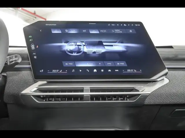BMW Ix3 view 11