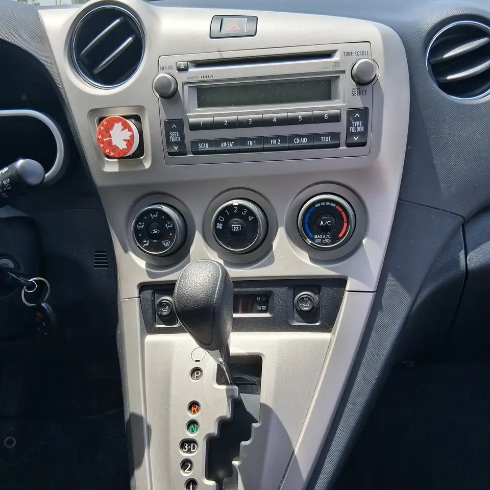 Toyota Matrix photo Toyota Matrix