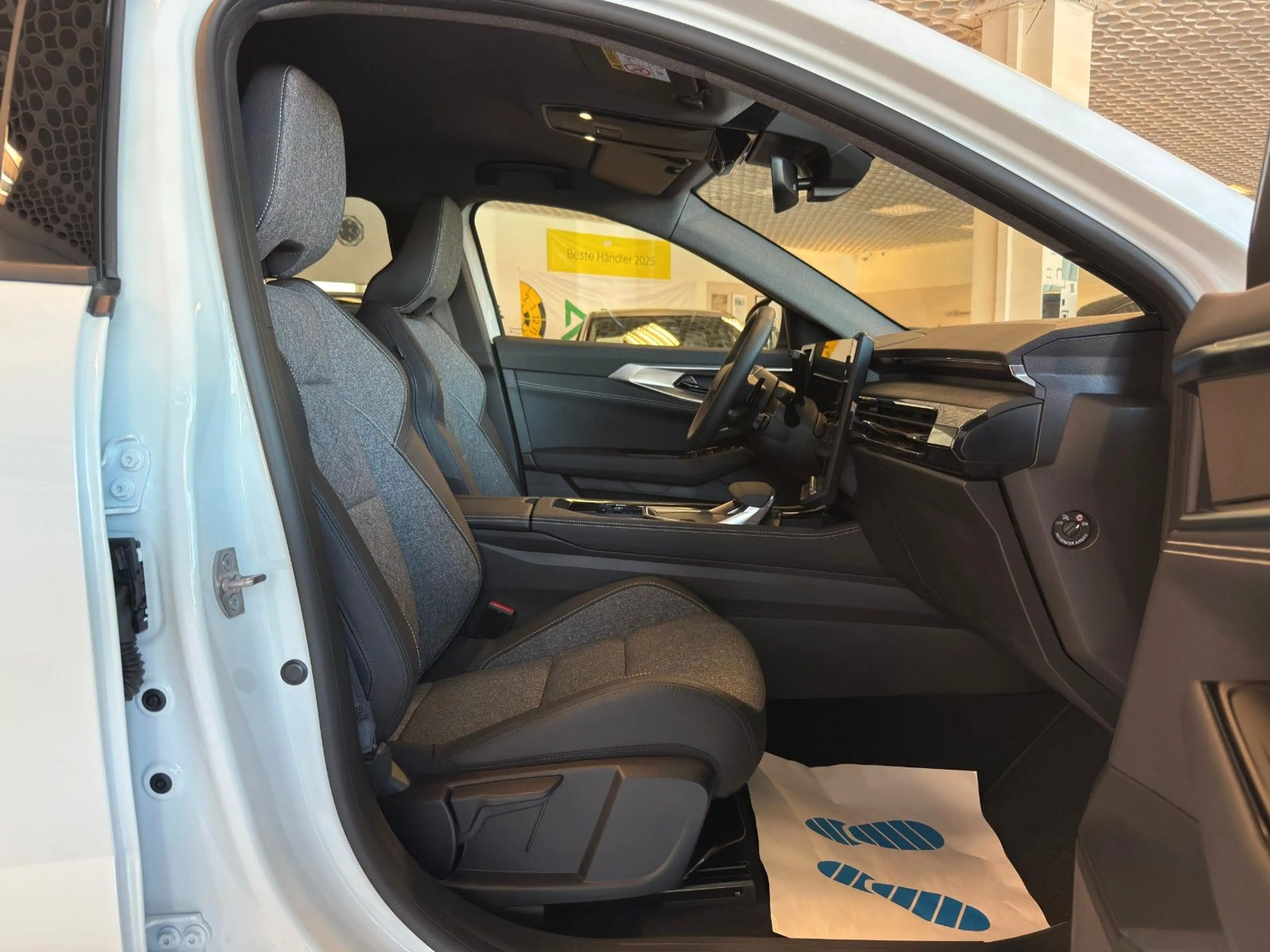 Renault Rafale 200 E-Tech Full Hybrid Techno — photo 14