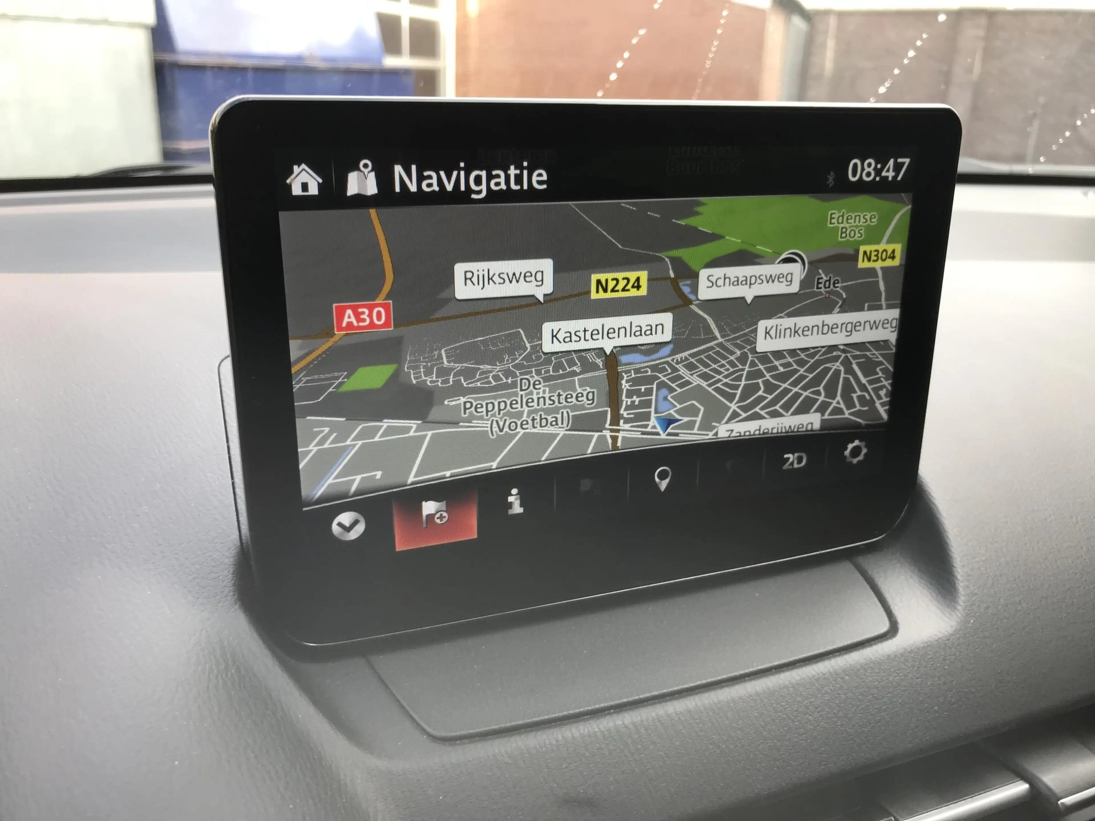 Mazda 2 1.5 Skyactiv-G Signature automaat, navigatie, clim — photo 12
